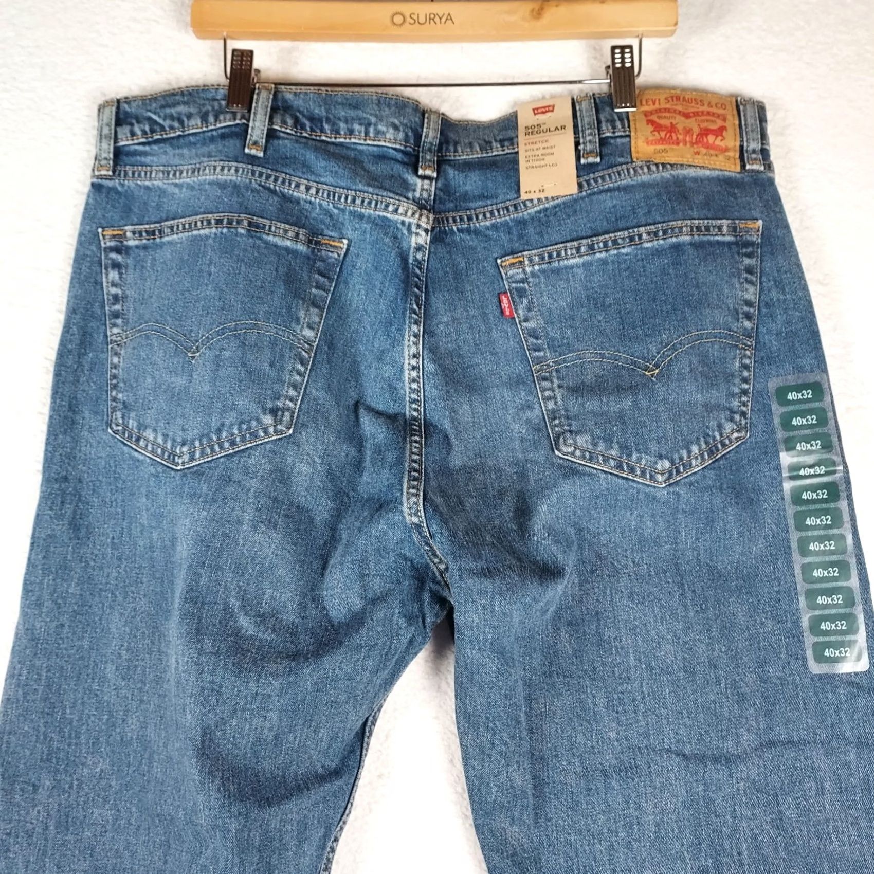 Levi's Levi’s 505 Regular Fit Straight Jeans Men W40 L32 Blue Denim Zip 5-Pocket Cotton Regular Inseam 32 Size US 40 / EU 56 - 3 Thumbnail