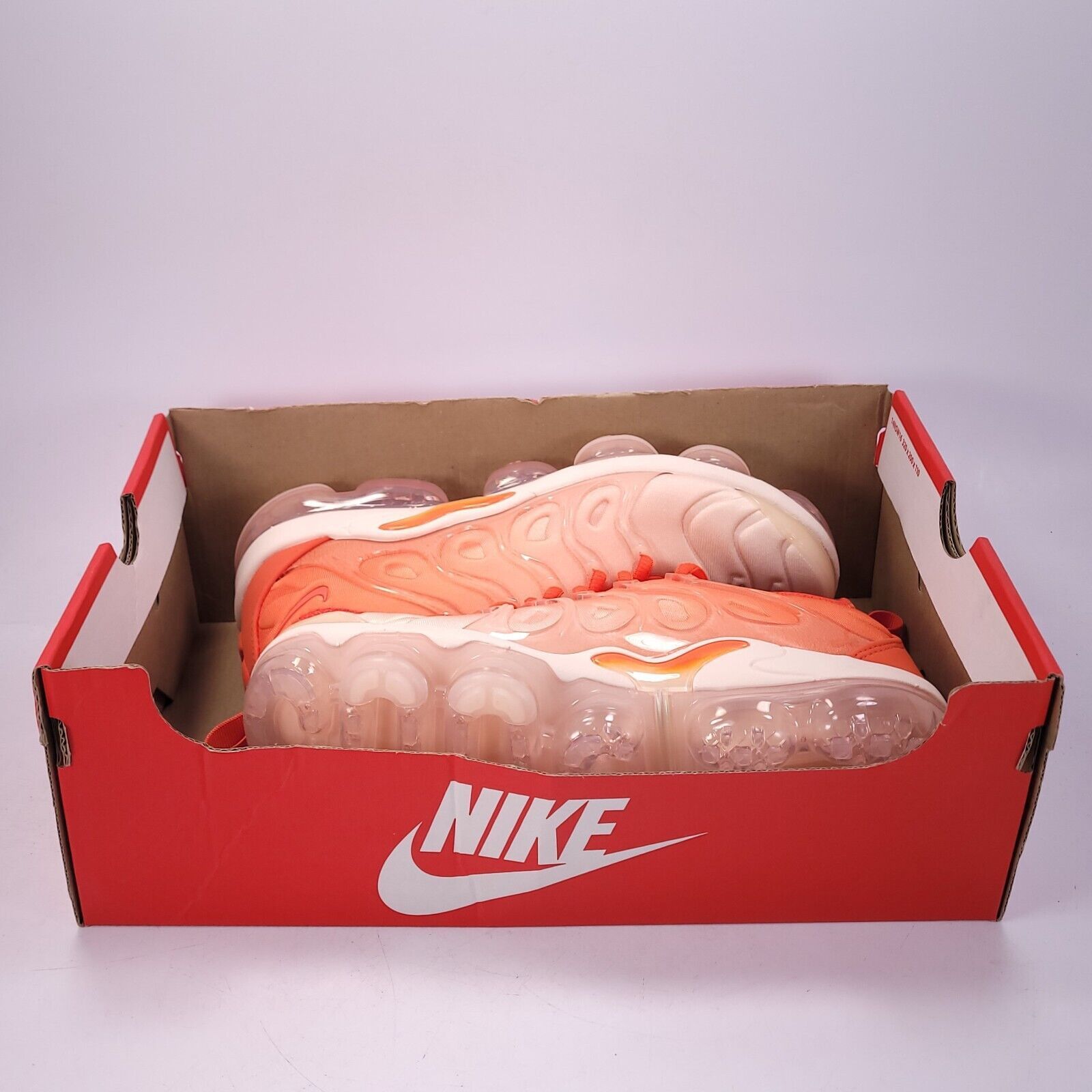 Nike Nike Air Vapormax Plus Shoe Womens Size 7.5 DQ8588-800 White Size US 7.5 / IT 37.5 - 10 Thumbnail