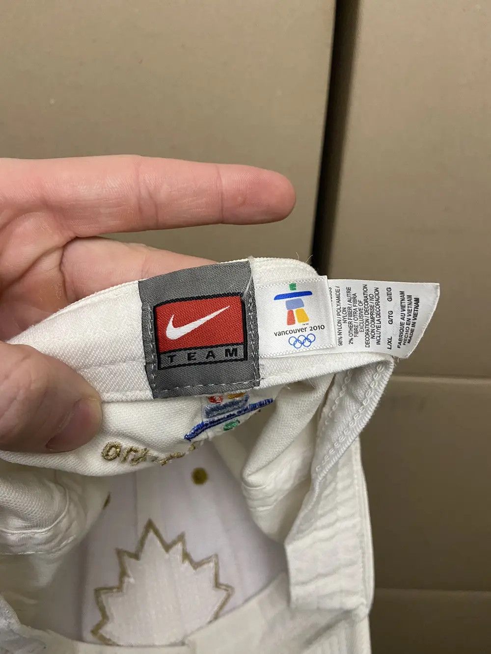 Nike VINTAGE 2010 NIKE TEAM CANADA WINTER OLYMPIC Y2K CAP HAD USA Size ONE SIZE - 10 Thumbnail