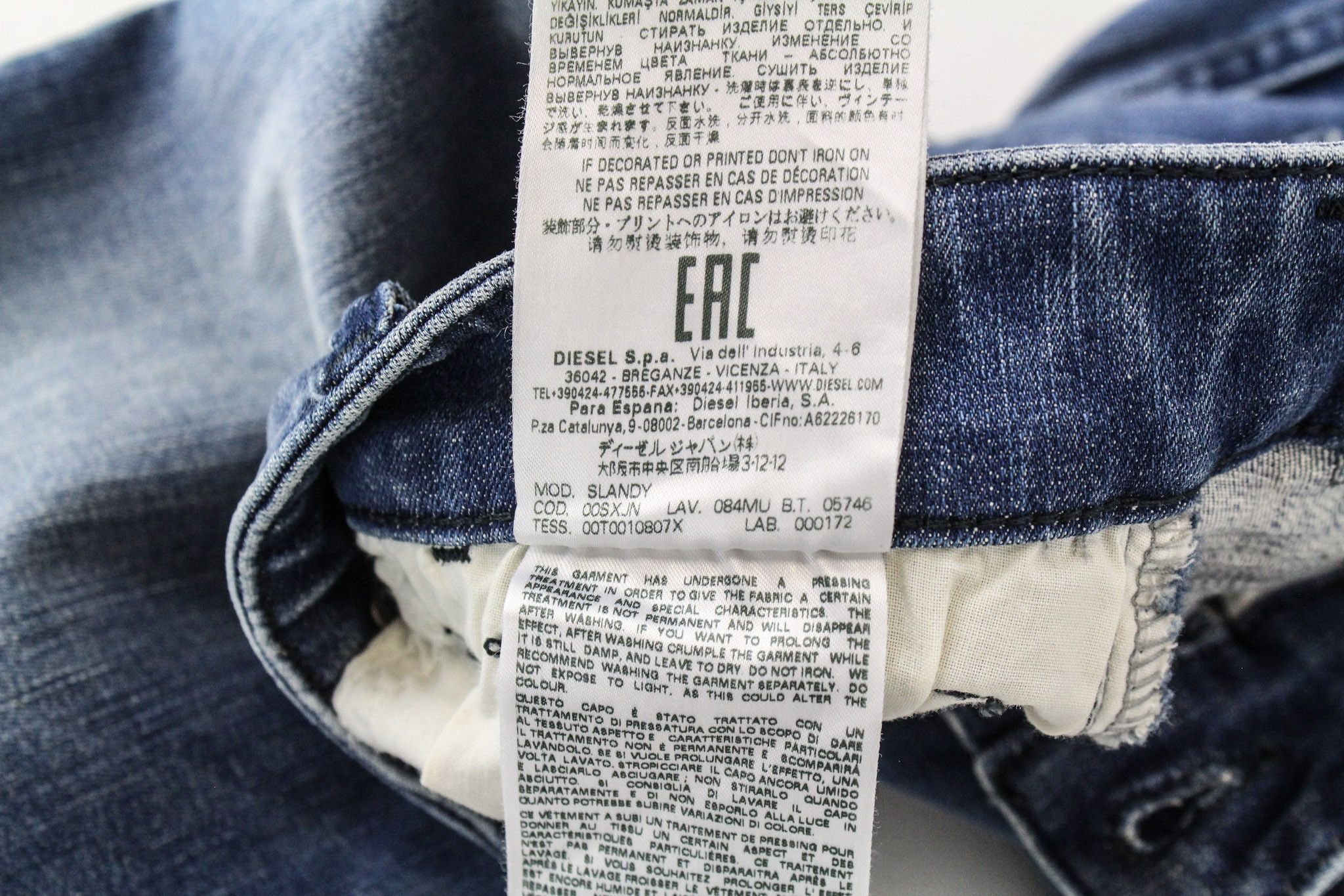 Diesel SLANDY 084MU W24/L32 Girls Blue Stretch Jeans 70524 Size 24" / US 00 / IT 34 - 9 Thumbnail