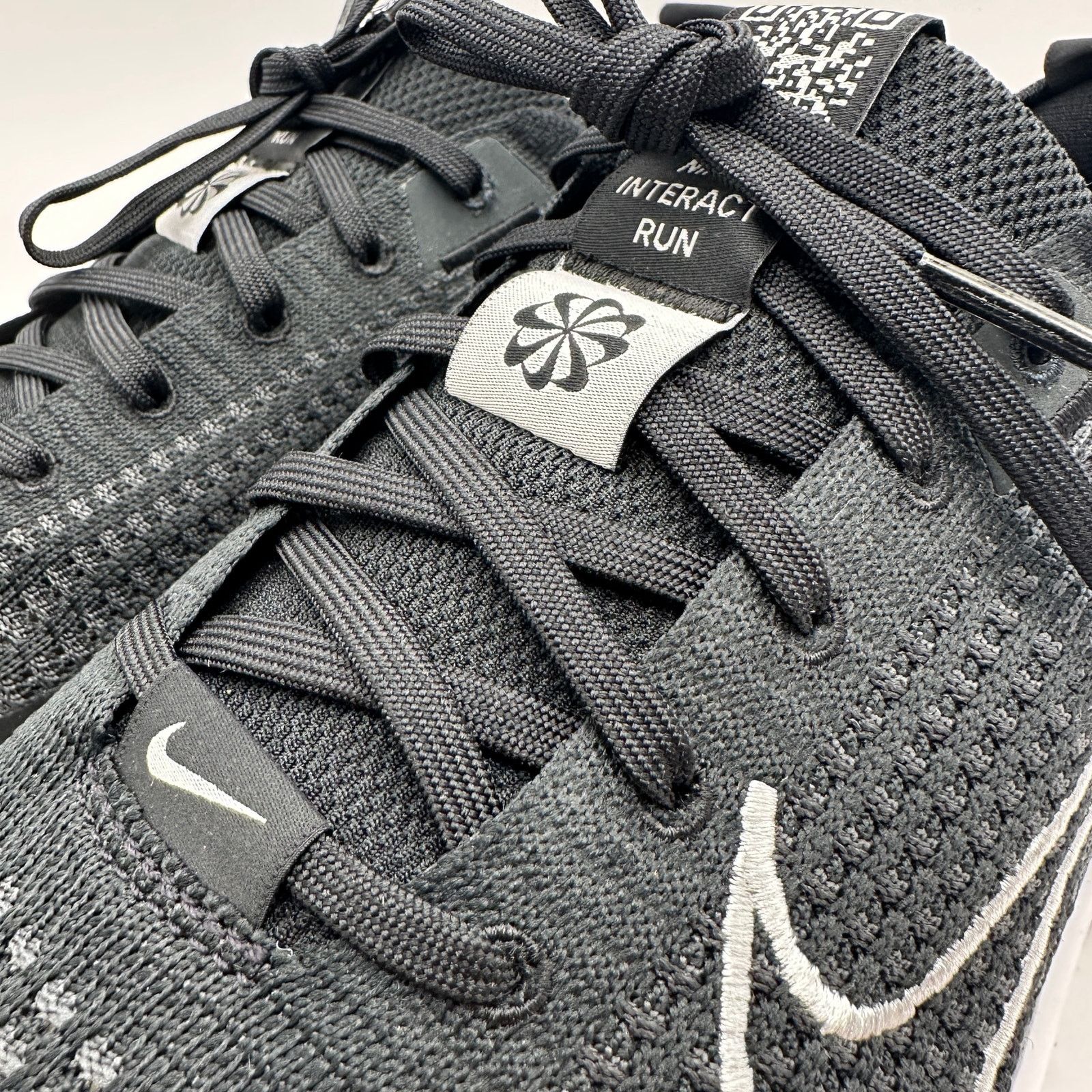 Nike NIKE Women's 12 Interact Run Black/White Running FD2292-003 Size US 12 / IT 42 - 7 Thumbnail