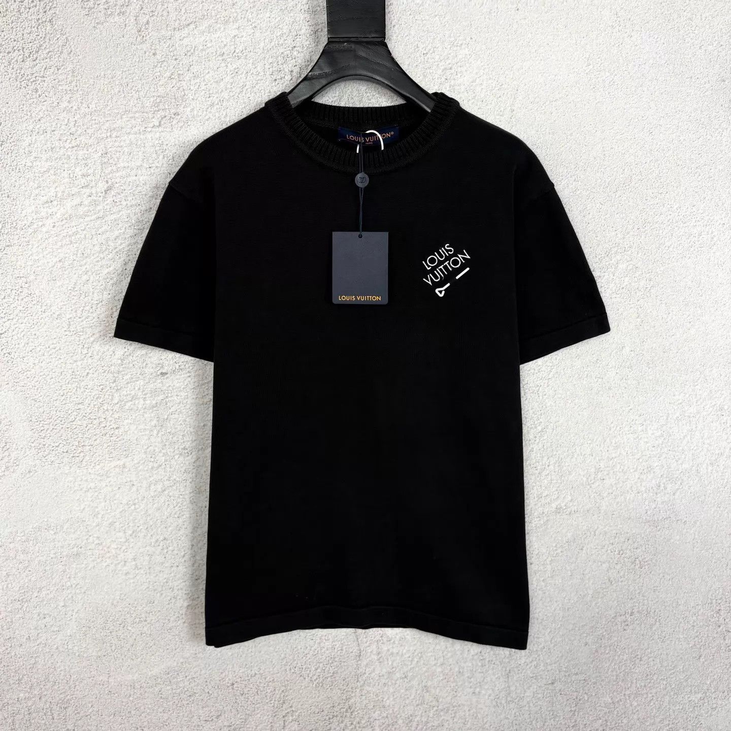 Louis Vuitton LV Embroidered Logo Black Pin Knit S/S S Size US S / EU 44-46 / 1 - 1 Thumbnail