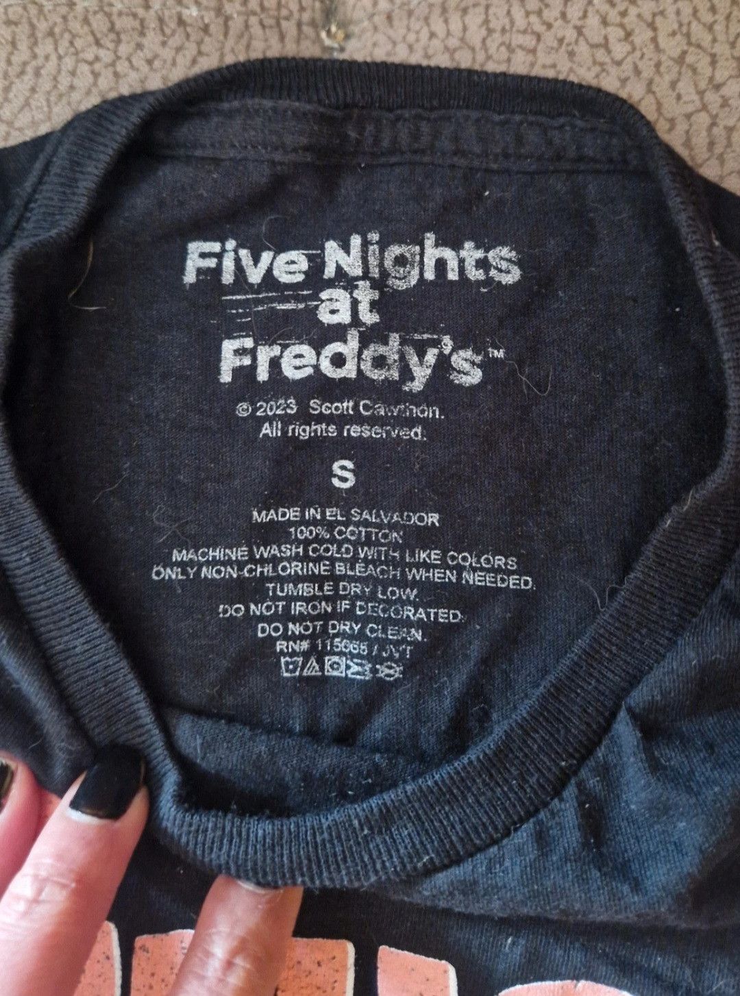 The Game Officinal "Five Nights at Freddy's" T-shirt Size US XXS / EU 40 - 2 Thumbnail