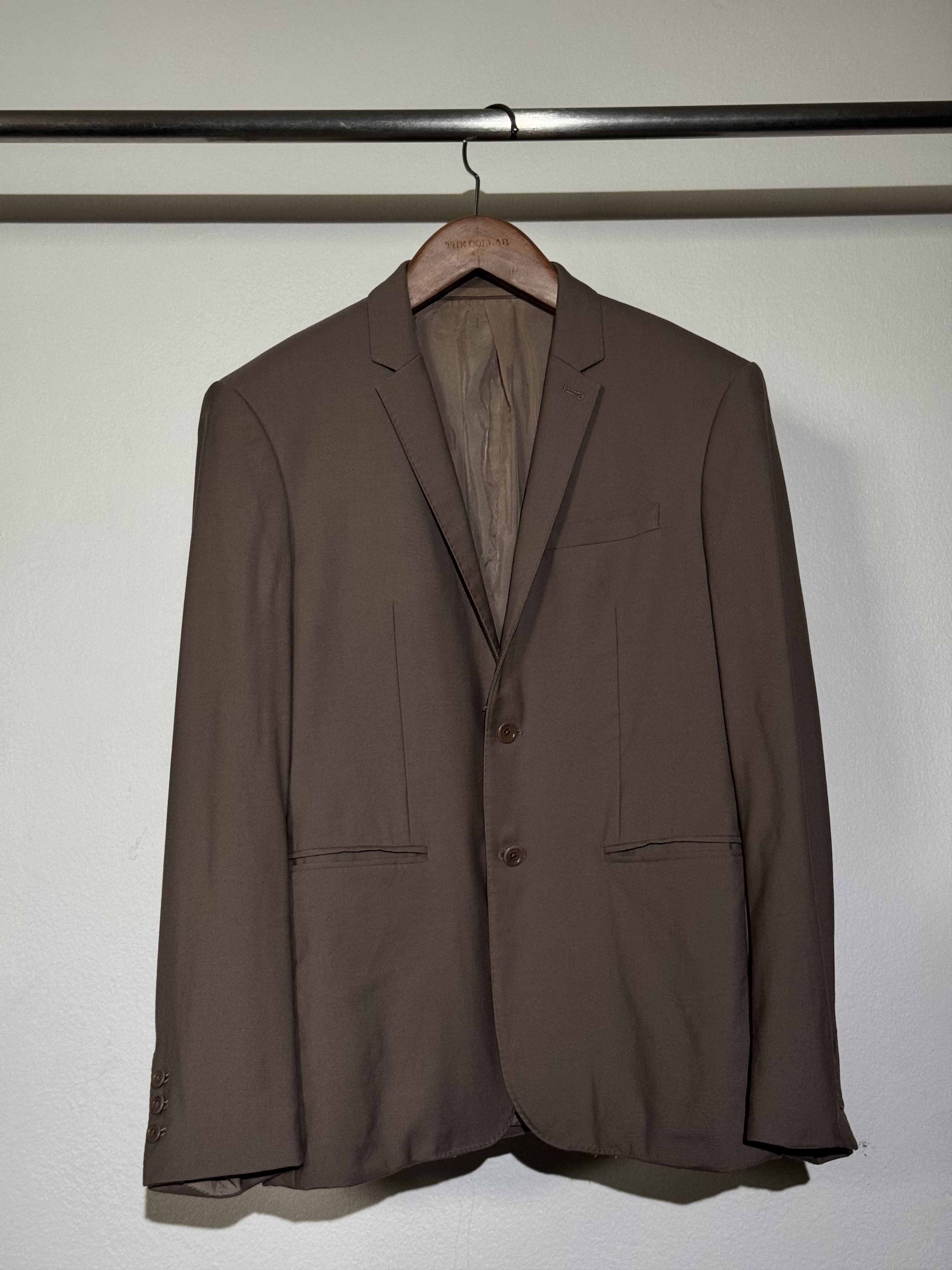 Lad Musician Brown 2-Button Suit Jacket