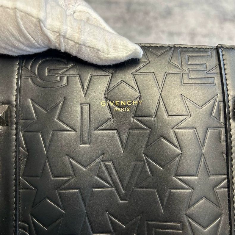 Givenchy Givenchy New Star Handbag Travel Bag Size ONE SIZE - 5 Thumbnail