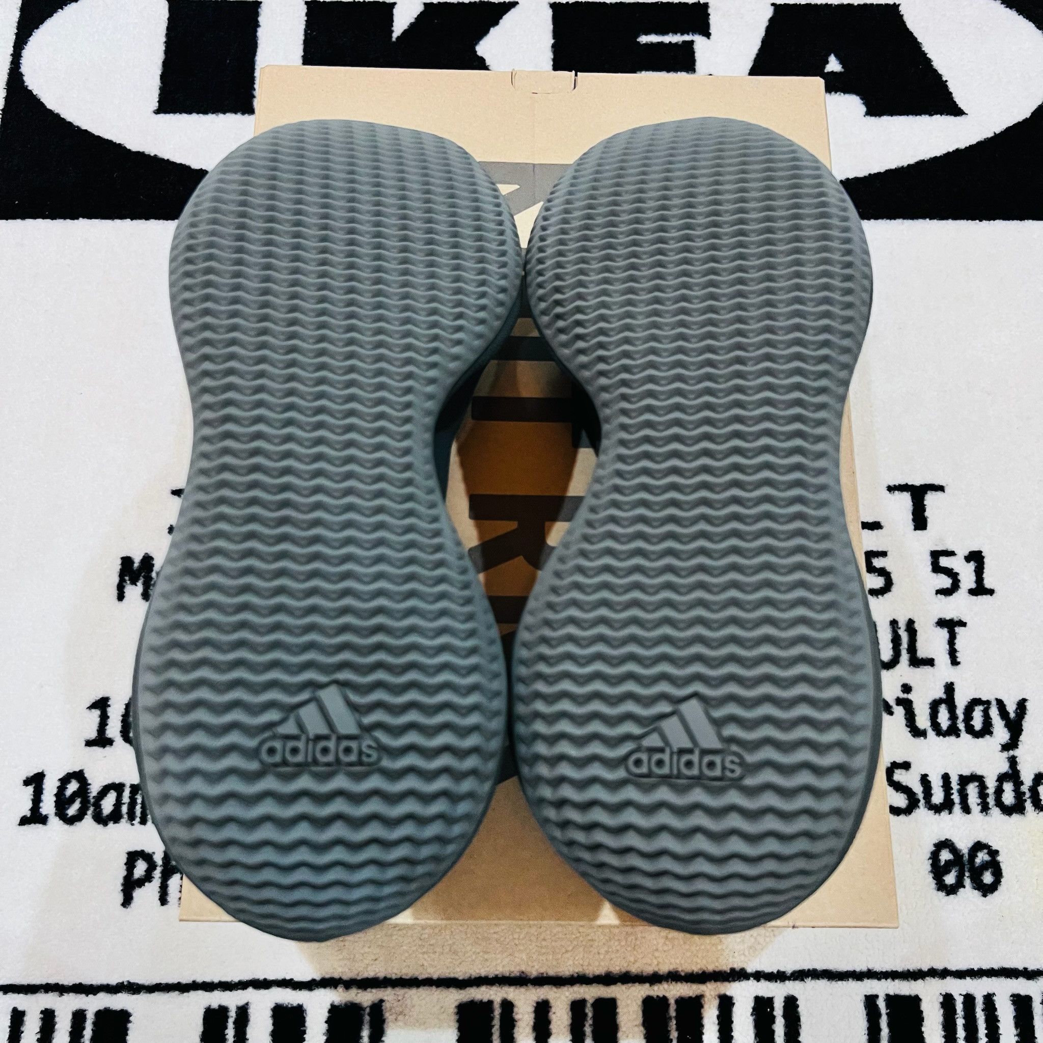 Yeezy NEW in Box Yeezy knit runner stone onyx Size US 10.5 / EU 43-44 - 8 Thumbnail
