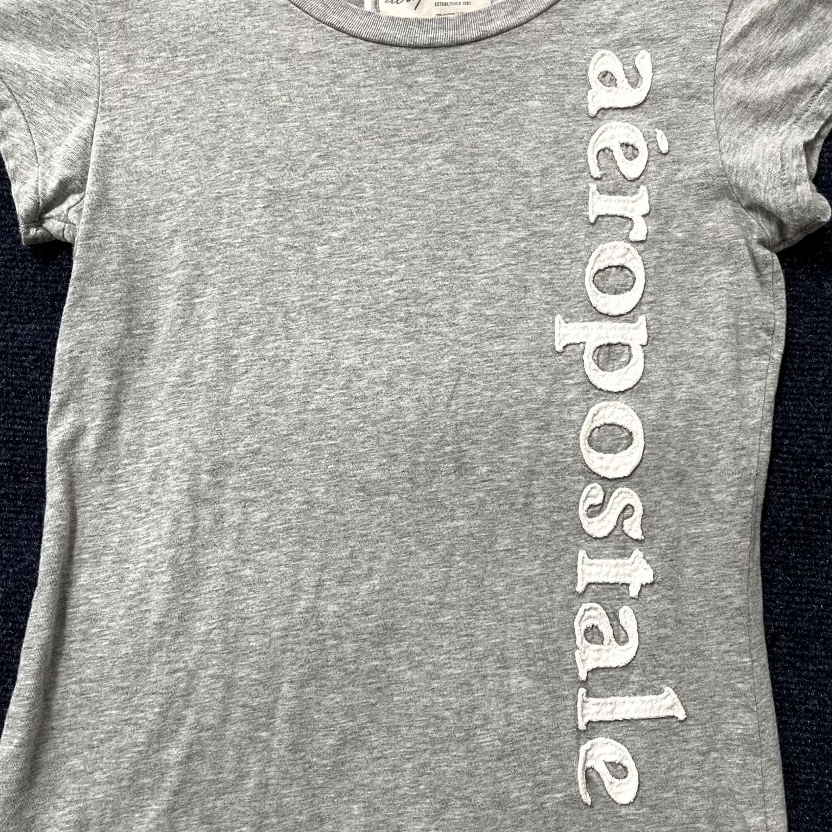 Vintage Aéropostale Shirt Womens Large Gray Vertical Logo Crew Neck Short Sleeve Tee Size L / US 10 / IT 46 - 2 Thumbnail