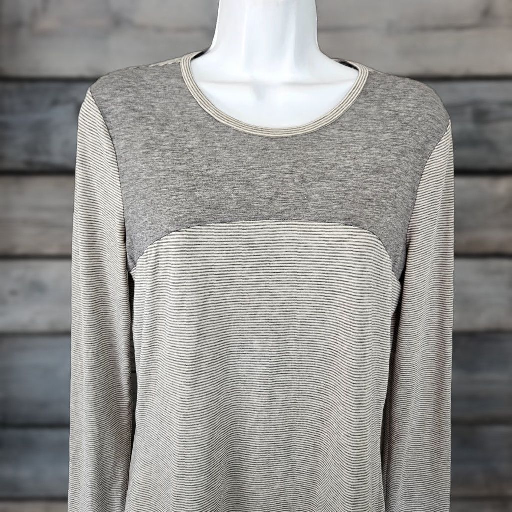 Toad&Co Toad&Co Womens Swiftly Long Sleeve Tunic Sz Small Gray Striped Thumbholes Size S / US 4 / IT 40 - 1 Thumbnail