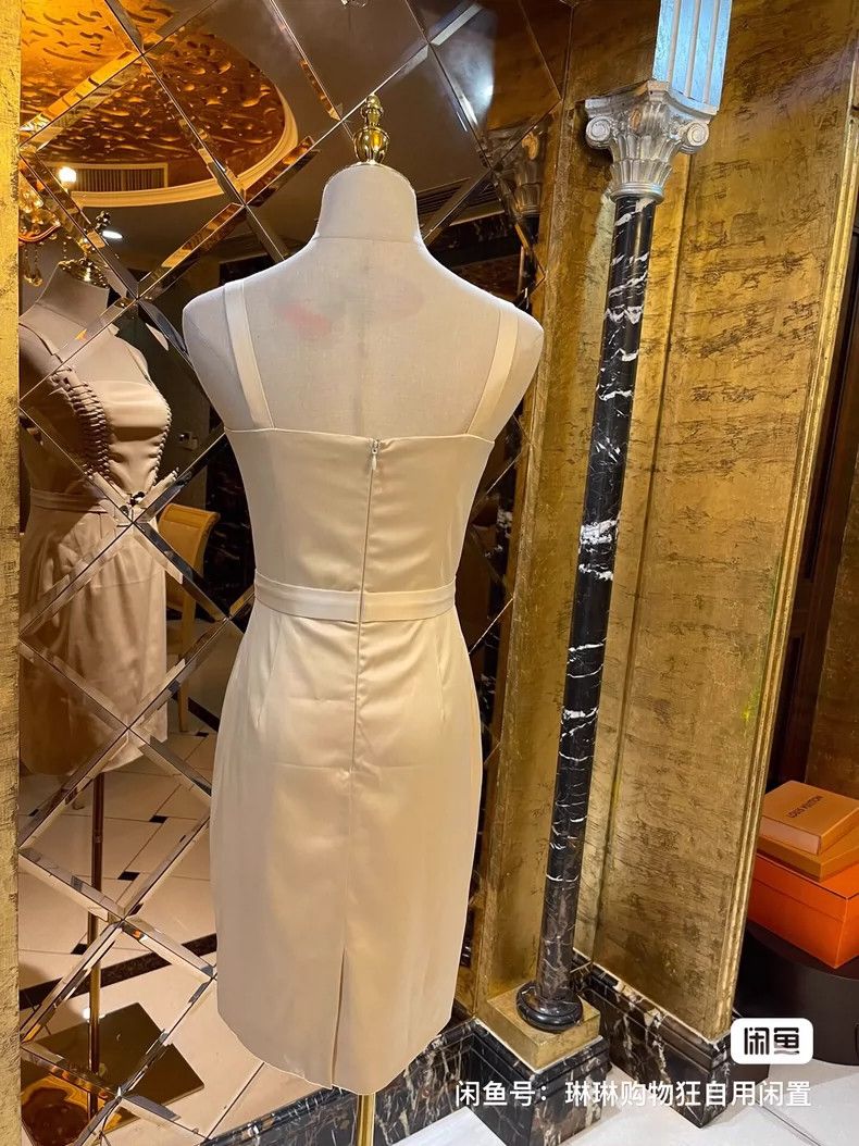 Versace Versace Satin champagne dress dress three-dimensional slim Size M / US 6-8 / IT 42-44 - 6 Thumbnail