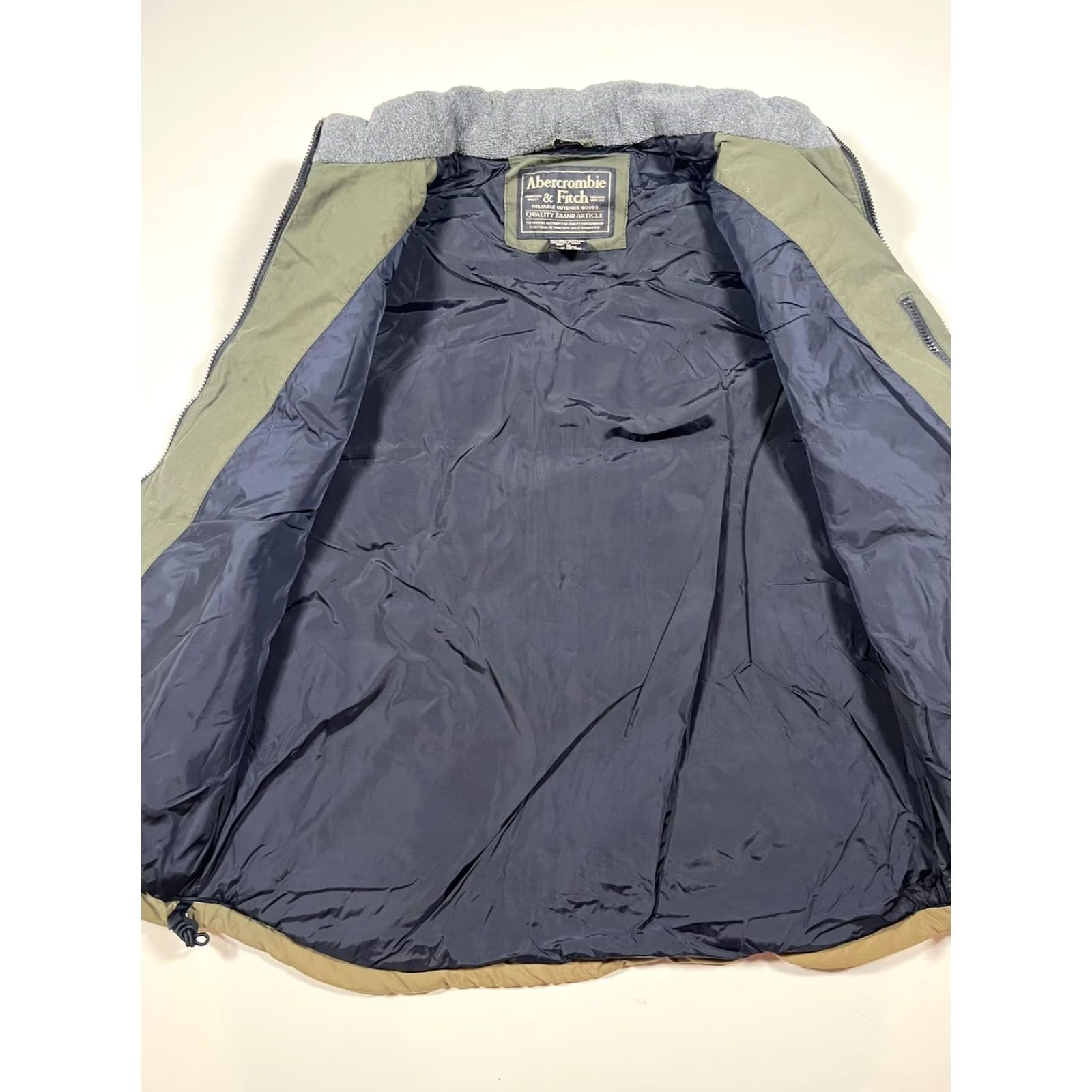 Abercrombie & Fitch VINTAGE Abercrombie & Fitch Vest Mens Medium Olive Green Goose Down Puffer 90s Size US M / EU 48-50 / 2 - 7 Thumbnail