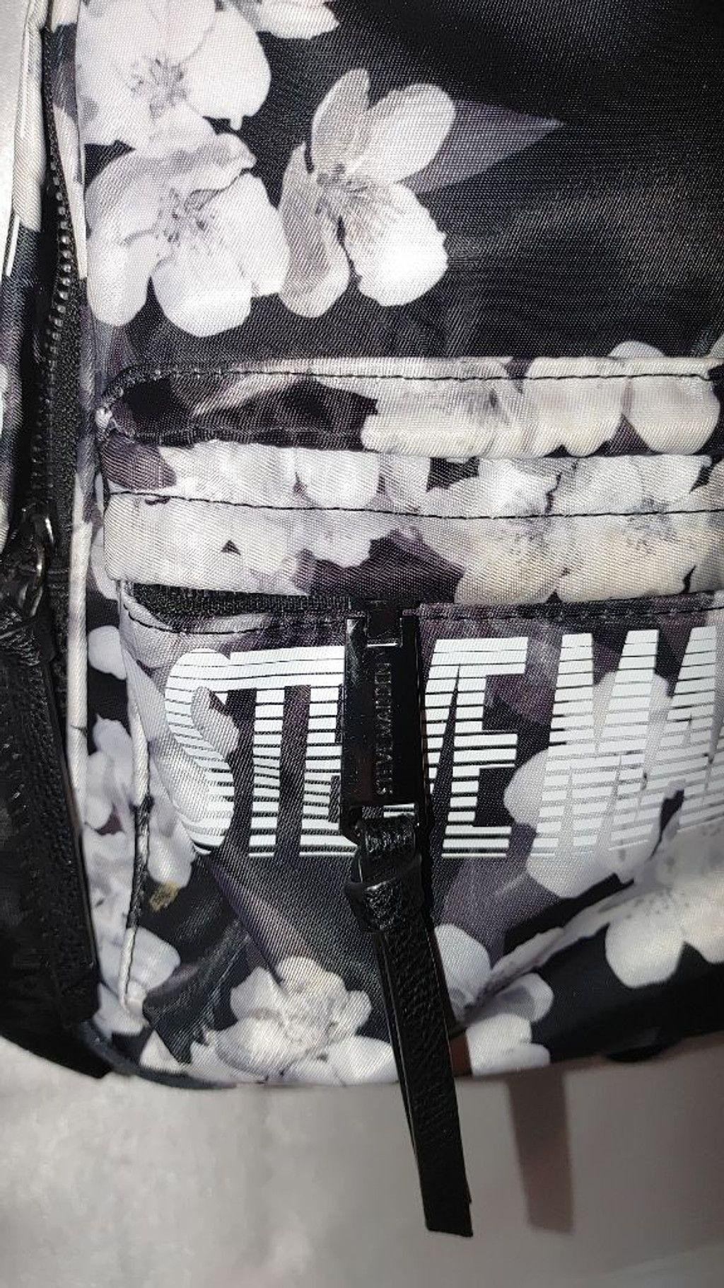 Steve Madden Steve Madden Small Backpack Size ONE SIZE - 3 Thumbnail