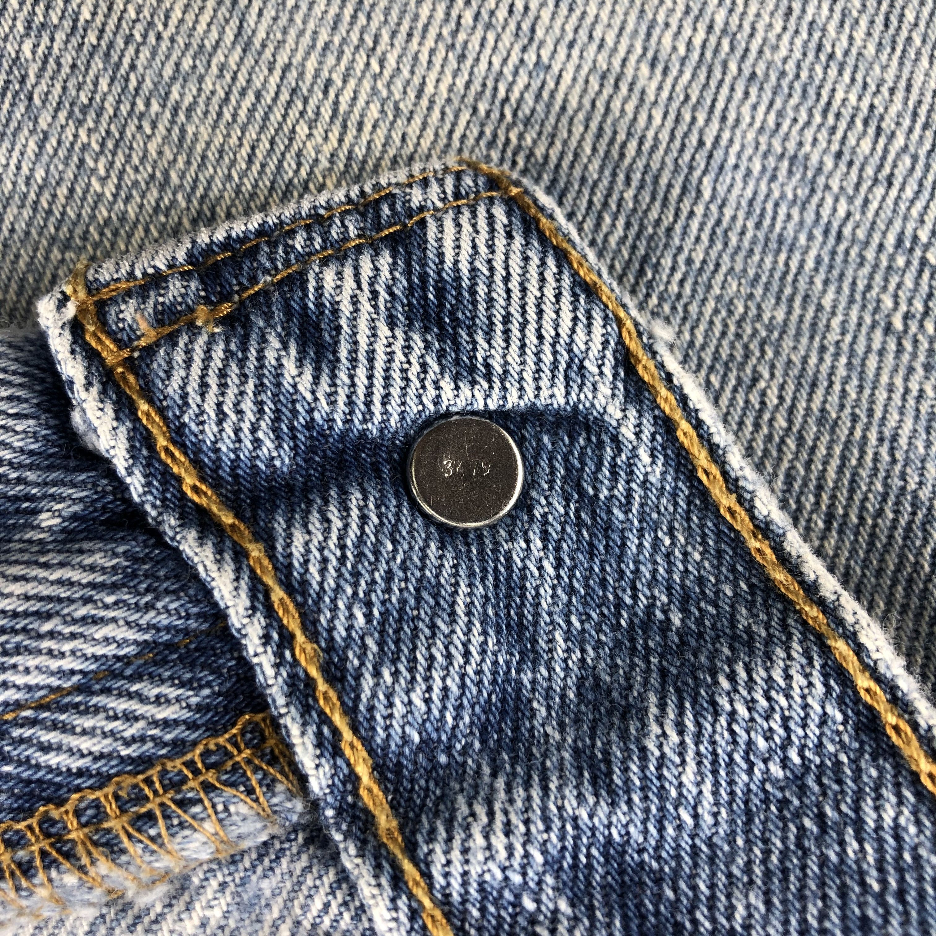 Levi's × Vintage Vintage Blue Wash Levis 550 Jeans-JM2666 Size US 34 / EU 50 - 13 Thumbnail