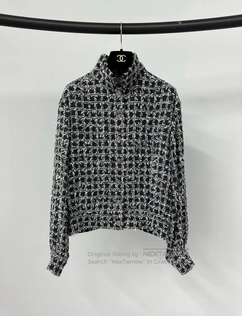 Chanel Chanel 23A tweed knitted coat Size XXS / US 00 / IT 34 - 1 Thumbnail