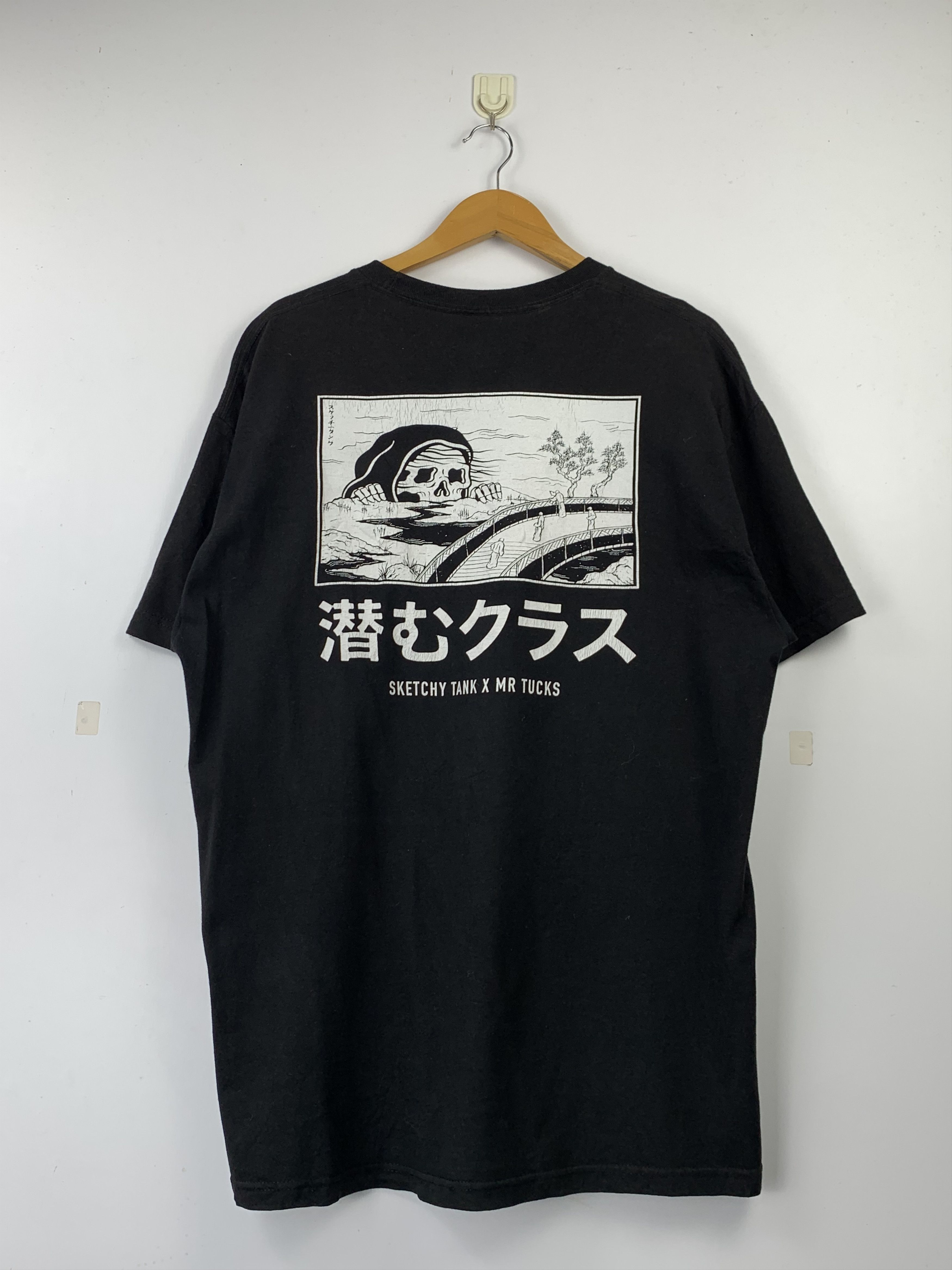 Vintage Vintage Sketchy Tank Mr Tucks T Shirt TA0333 Size US XL / EU 56 / 4 - 1 Thumbnail