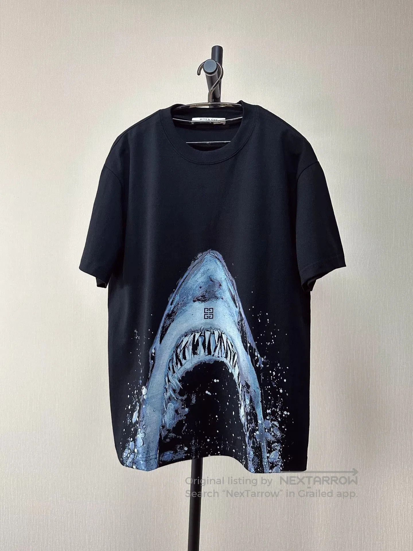 Givenchy Givenchy New Black T-Shirt. Size US L / EU 52-54 / 3 - 1 Thumbnail