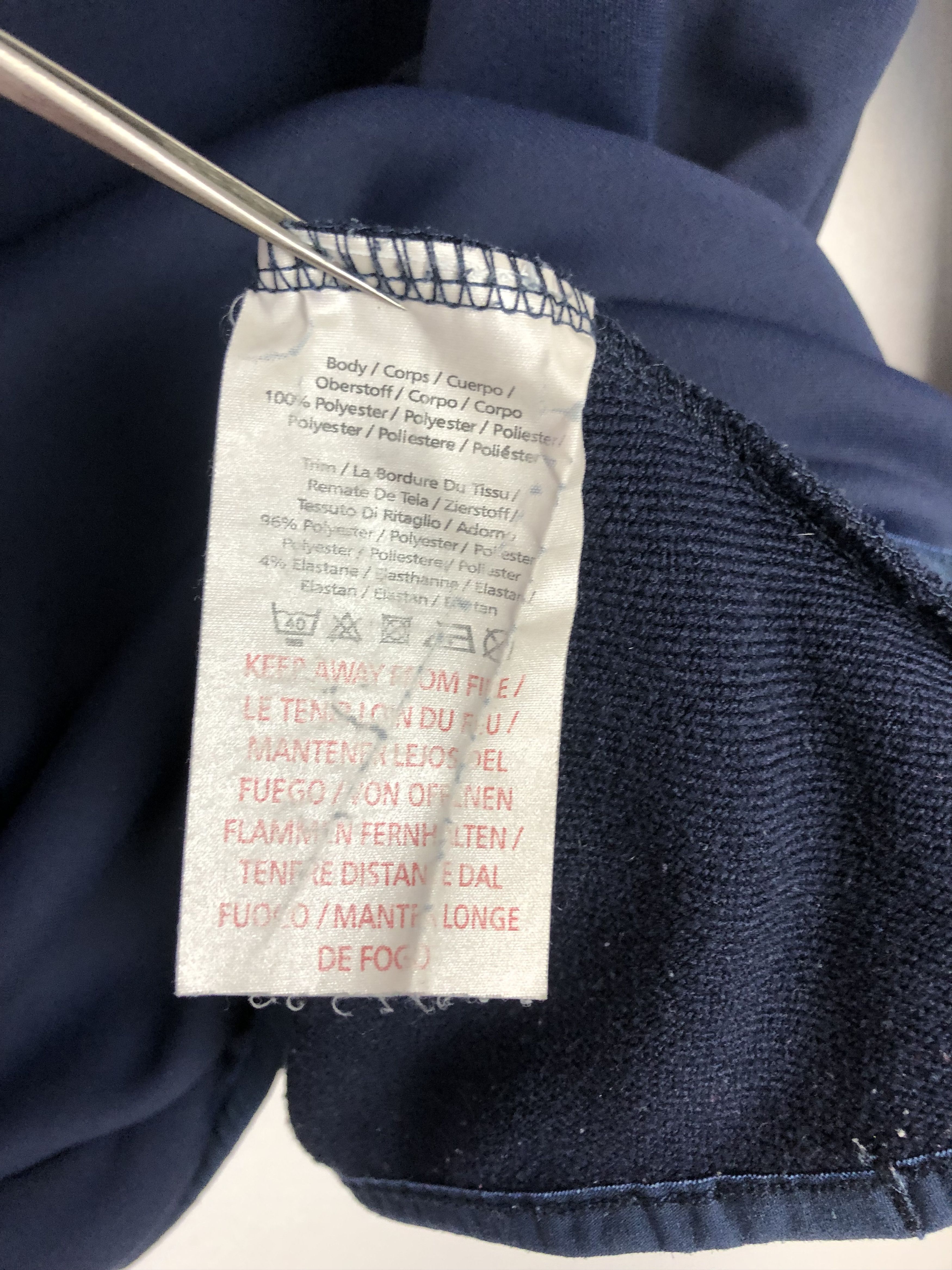 Umbro Vintage Umbro Glasgow Rangers Football Sweatshirt Train Size US XL / EU 56 / 4 - 7 Thumbnail