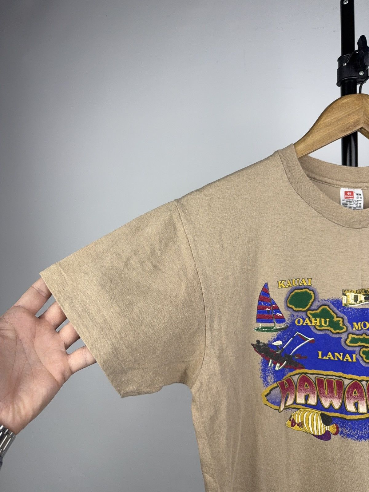 Vintage Vintage Retro Hawaii Islands Map Tee 90s Hanes Made in USA Size US S / EU 44-46 / 1 - 2 Thumbnail