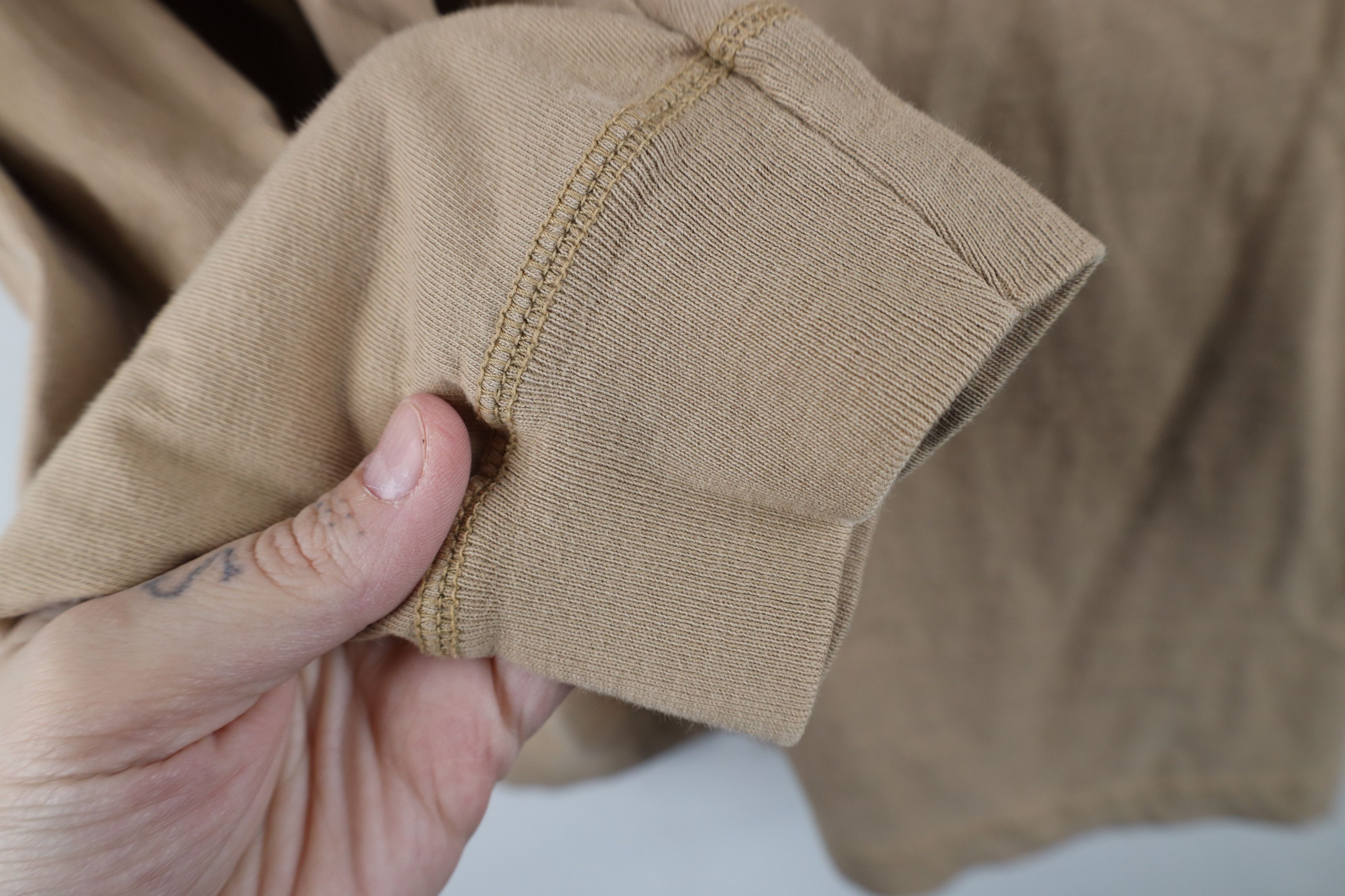 Vintage Vintage 90s Streetwear Long Sleeve Henley T-Shirt Beige Size US L / EU 52-54 / 3 - 9 Thumbnail