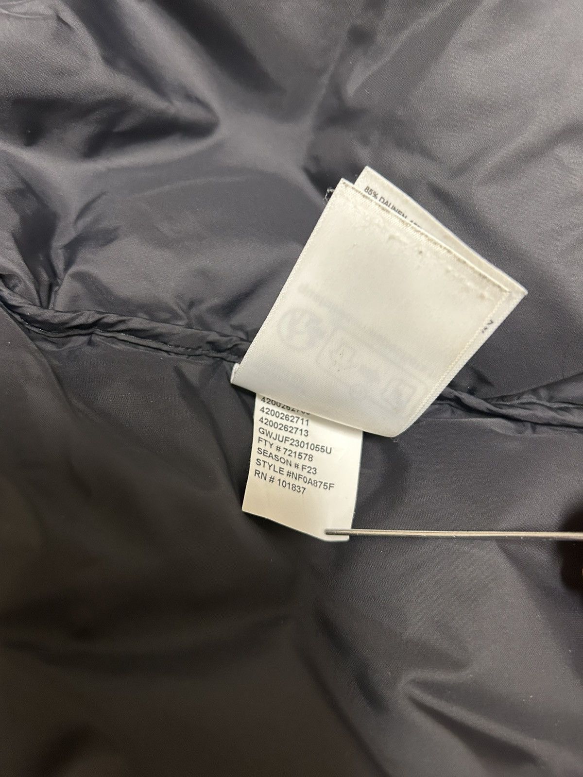 Supreme × The North Face Split Nuptse Puffer Jacket Size US L / EU 52-54 / 3 - 7 Thumbnail