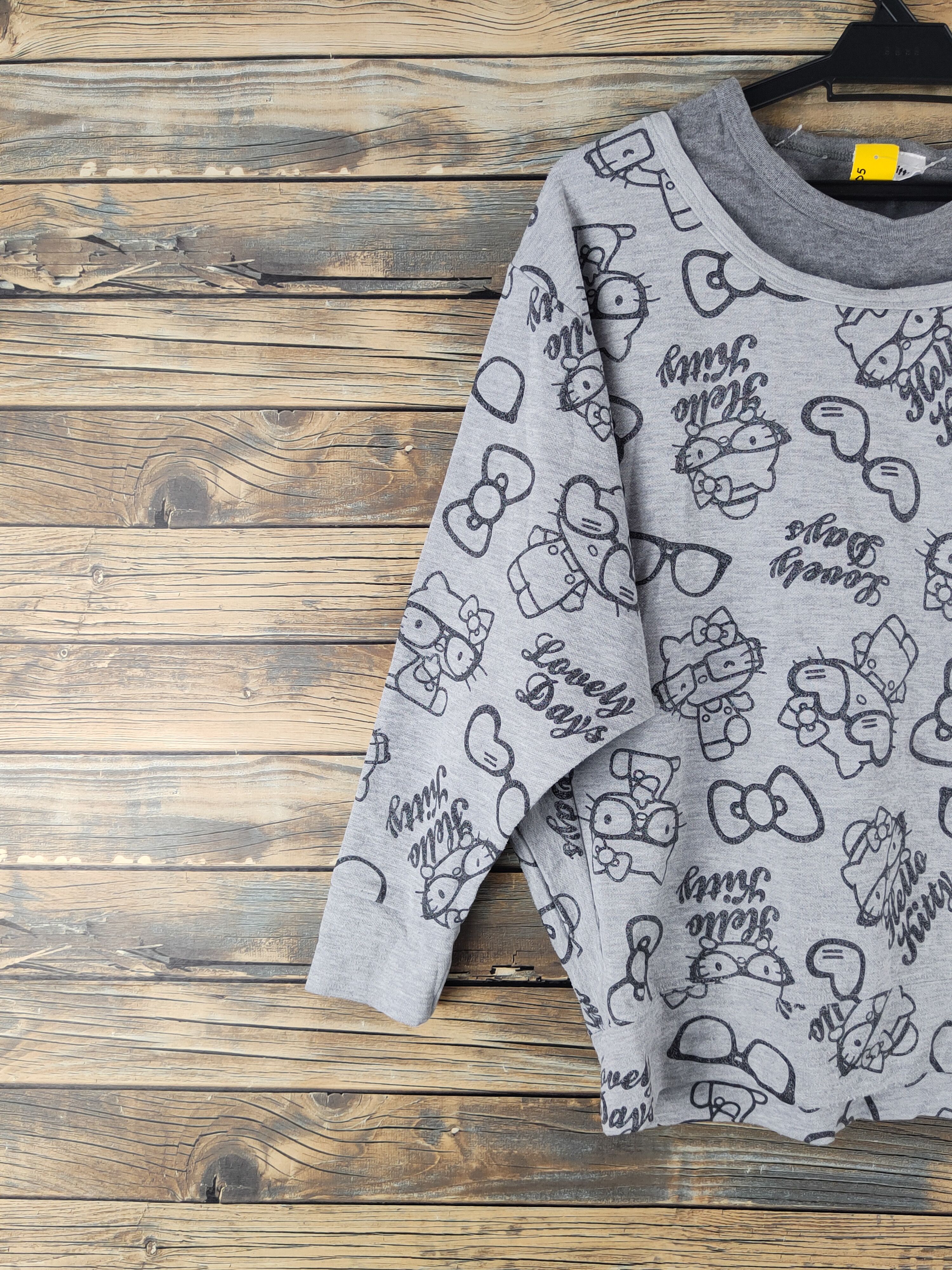 Cartoon Network DL Hello Kitty Gray cartoon vintage Sweatshirts #2505 Size M / US 6-8 / IT 42-44 - 3 Thumbnail
