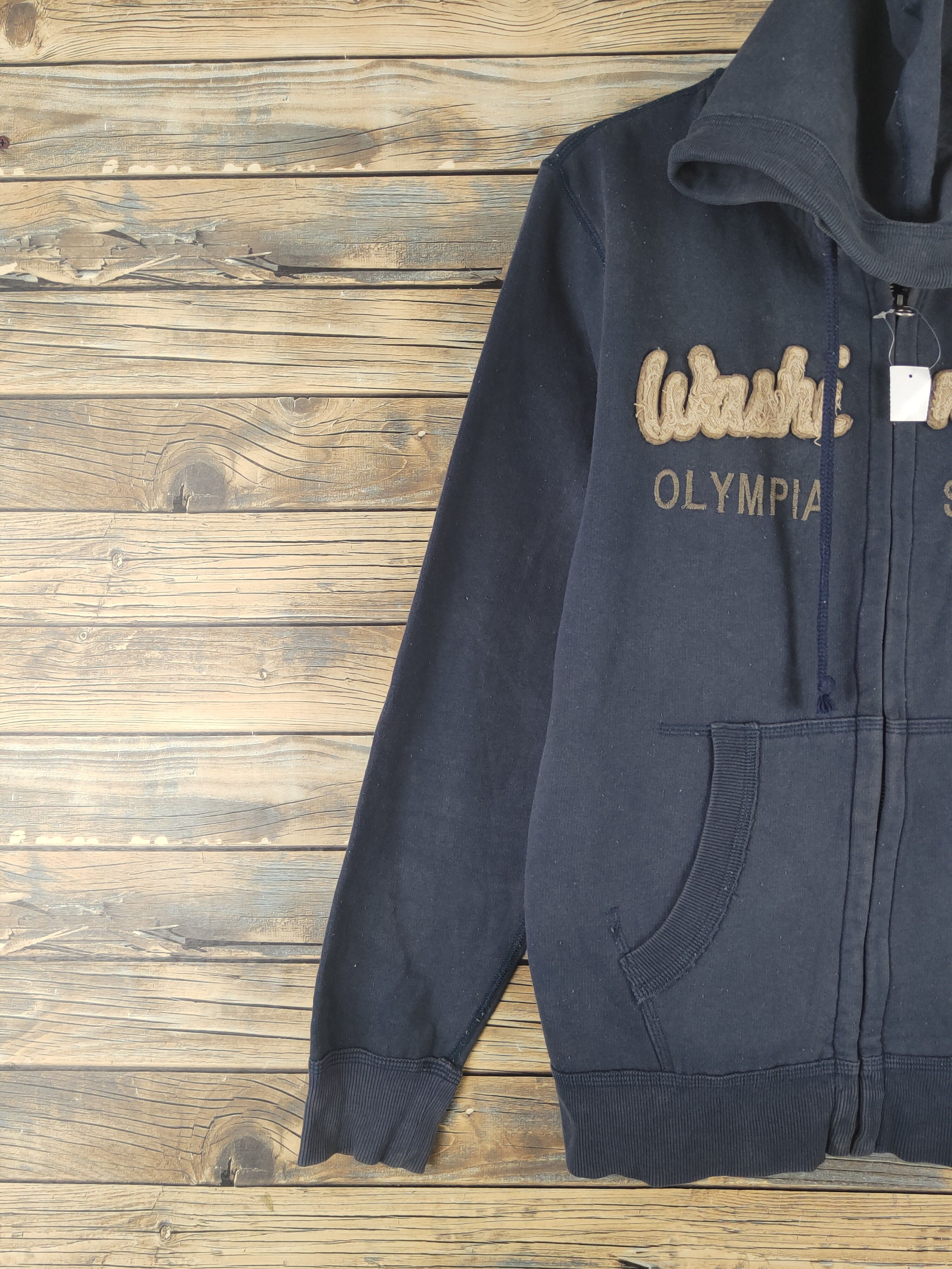 Japanese Brand × Vintage DL Back Number Navy Faded Hoodie Sweaters #824 Size US M / EU 48-50 / 2 - 4 Thumbnail