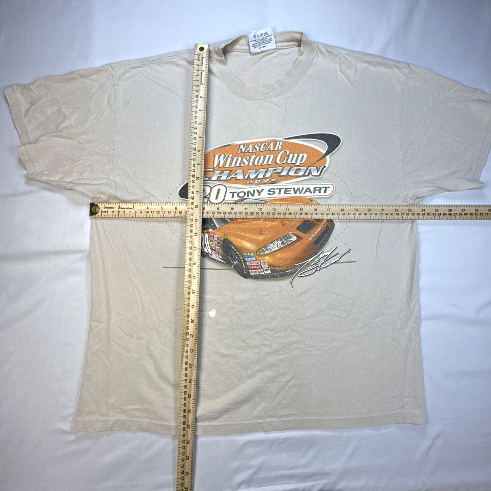 Chase Authentics VINTAGE Tony Stewart Winston Cup Champion T-Shirt Graphic 2002 Y2K Chase Authentics Unisex L Tan Short Sleeve Cotton Retro Shirt Mens/Womens Size US L / EU 52-54 / 3 - 2 Thumbnail