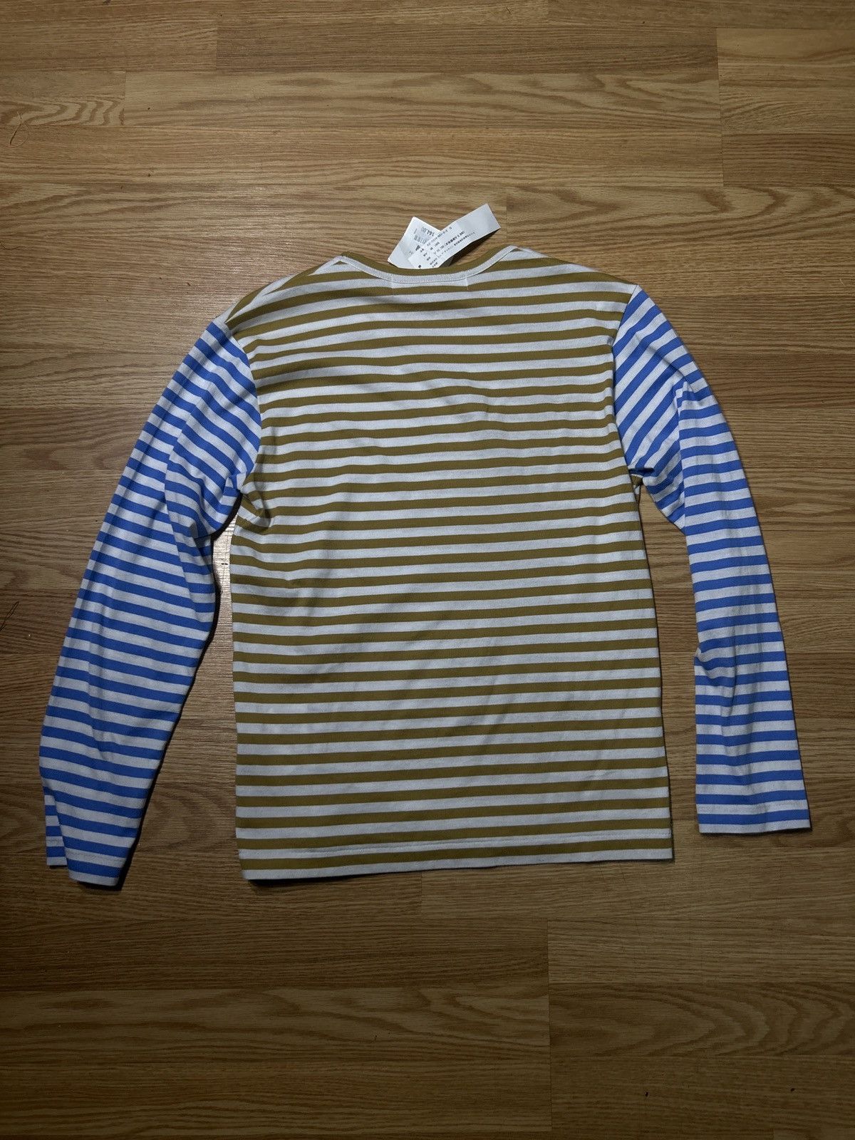 Comme des Garcons Comme Des Garcons Play Gold Size US S / EU 44-46 / 1 - 3 Thumbnail