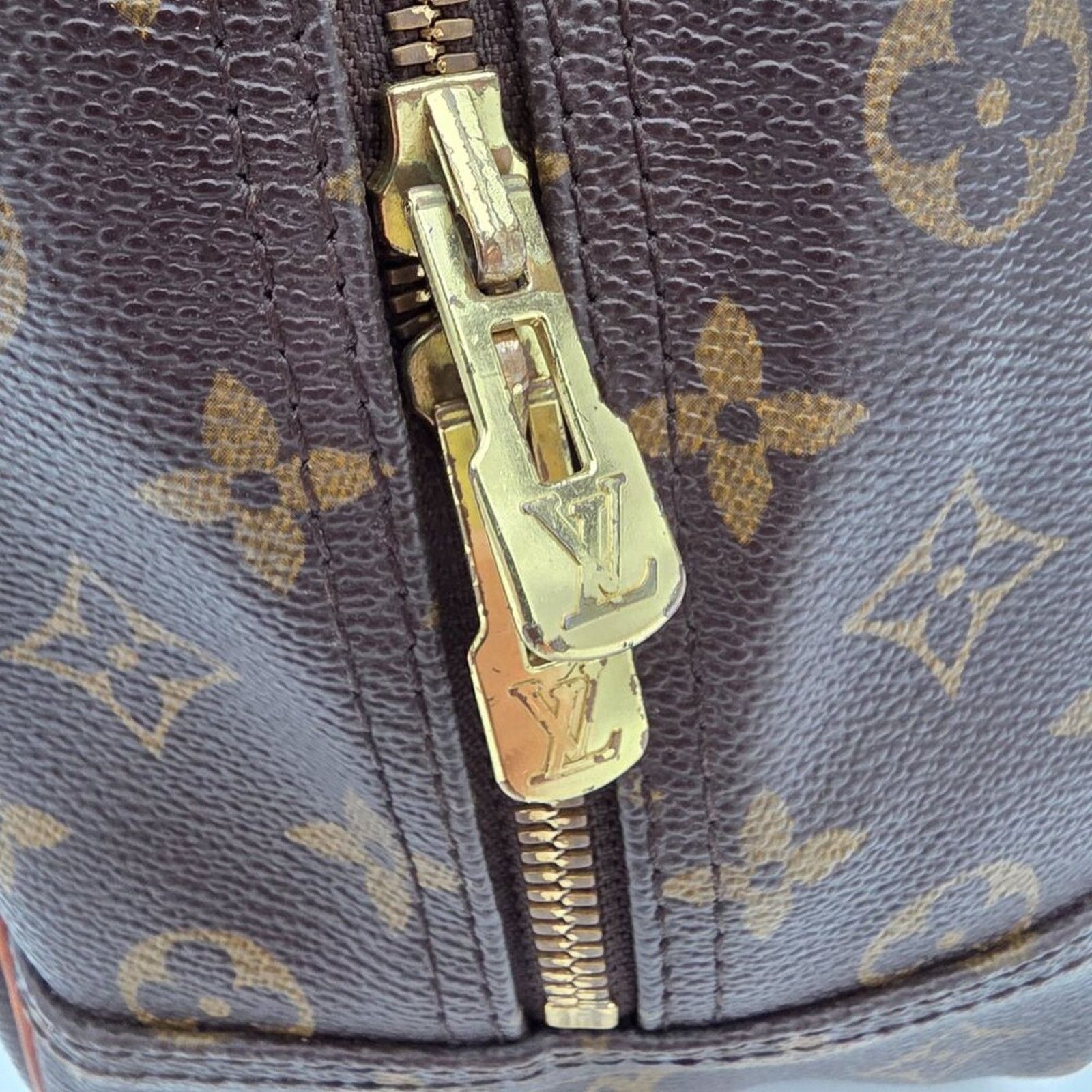 Louis Vuitton Vintage Louis Vuitton Deauville Size ONE SIZE - 5 Thumbnail