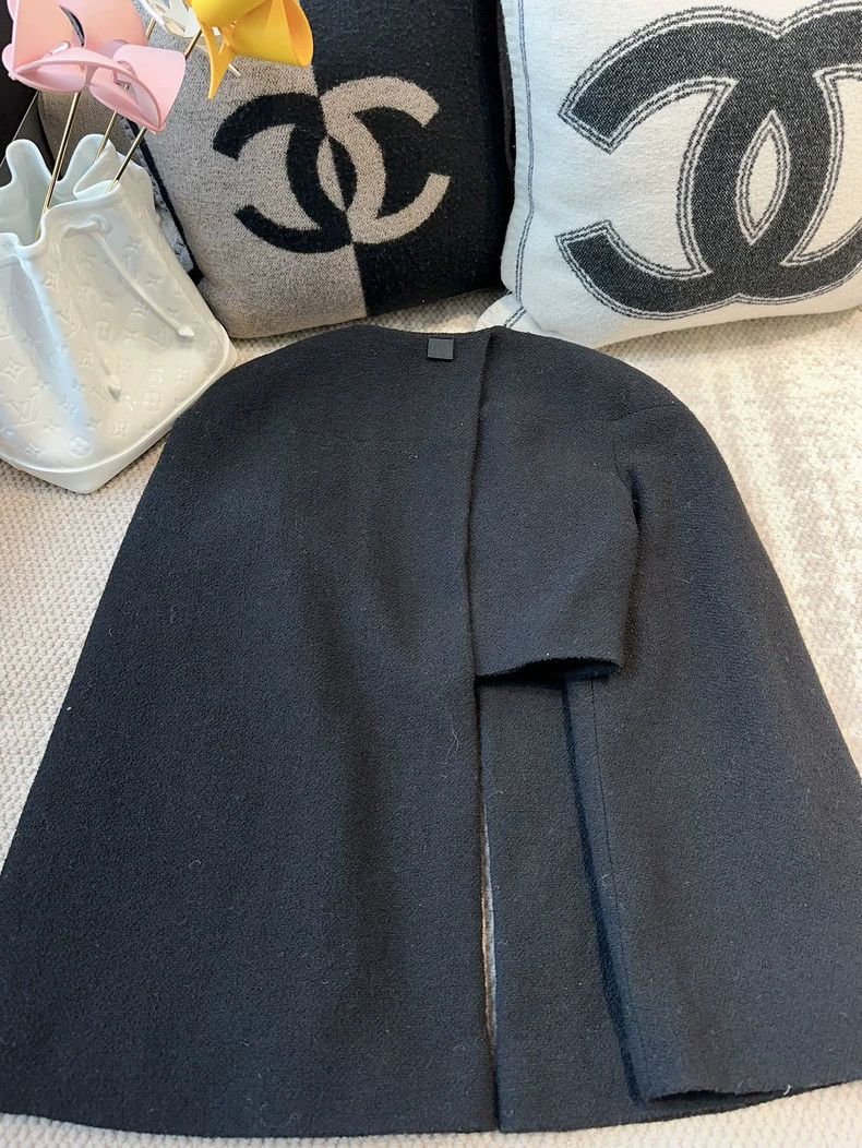 Thom Browne Thom browne Size 1 Black short jacket 2504-Nextarrow Size S / US 4 / IT 40 - 2 Thumbnail
