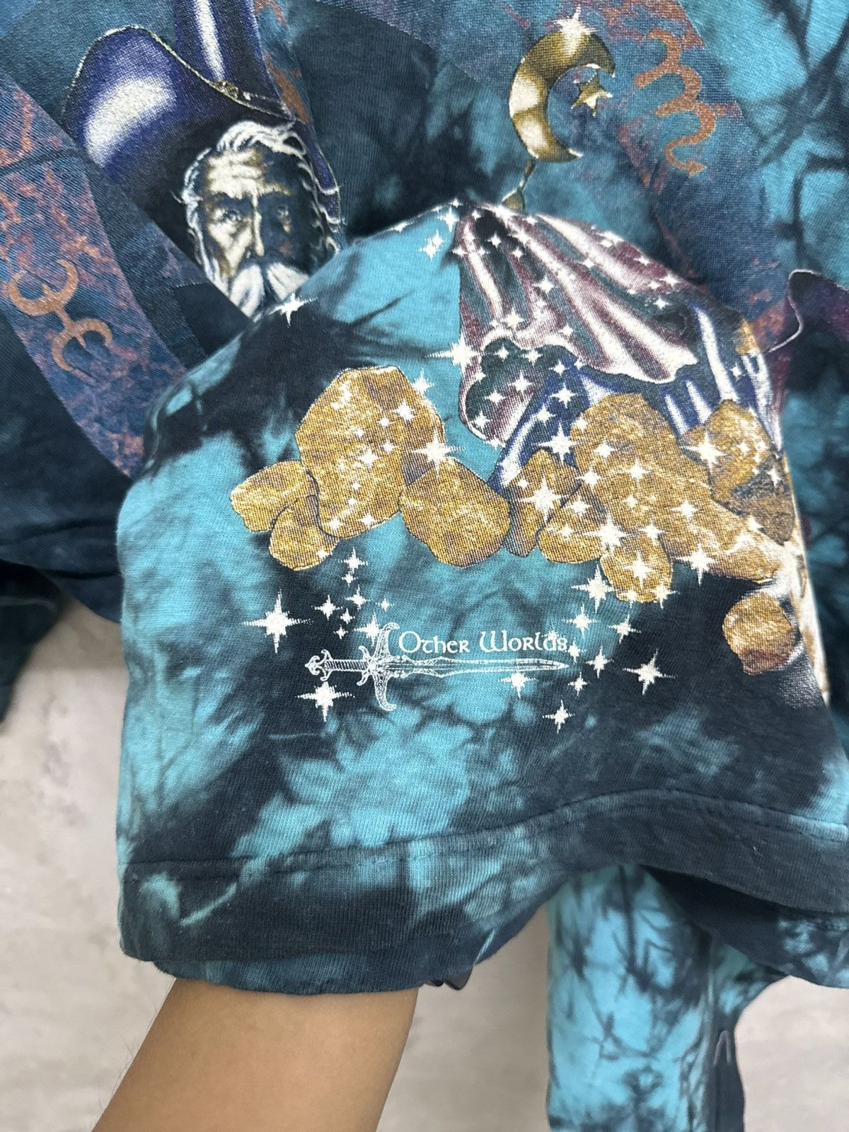 Vintage Vintage Merlin Wizard The Gatekeeper T Shirt Size US L / EU 52-54 / 3 - 6 Thumbnail