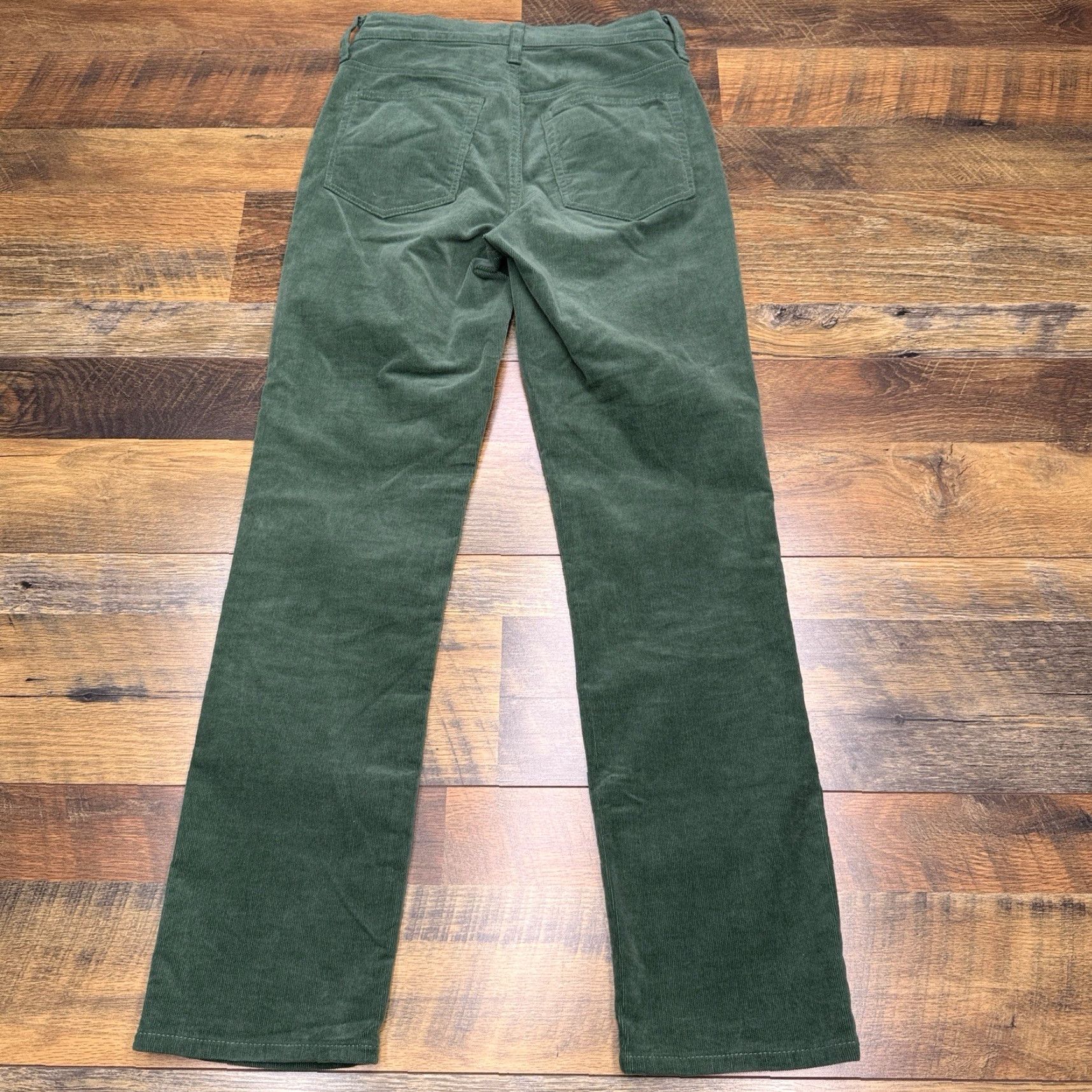 J.Crew J.CREW Jeans Womens 24 Green Mid Rise Stretch Corduroy, 5-Pocket, Regular Fit, Straight, Inseam 27.5, Button Logo, Machine Washable Size 42" / US 20 - 2 Thumbnail