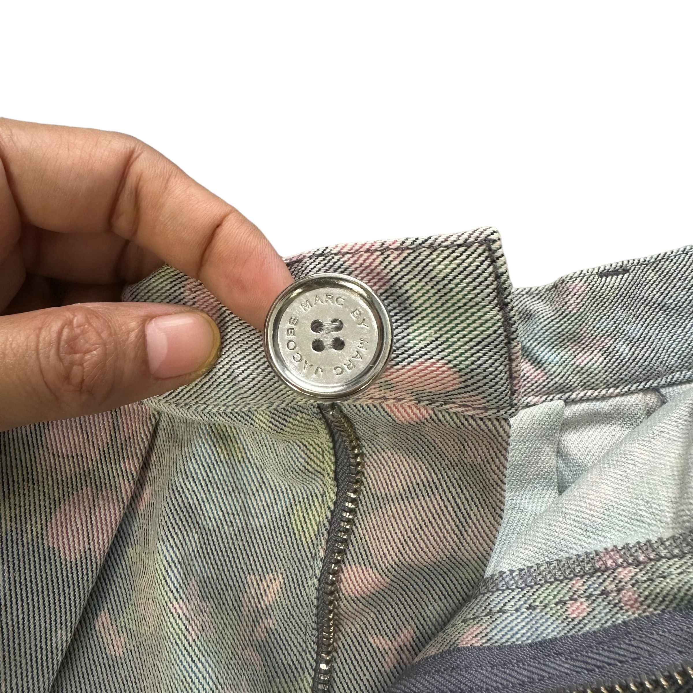 Marc Jacobs MARC JACOBS DREW BLOSSOM MINI SKIRTS #8651-019 Size 24" / US 00 / IT 34 - 6 Thumbnail