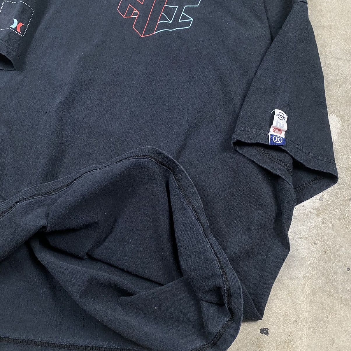 Hurley × Vintage y2k Hurley Surf 3D Tee Size US XL / EU 56 / 4 - 7 Thumbnail