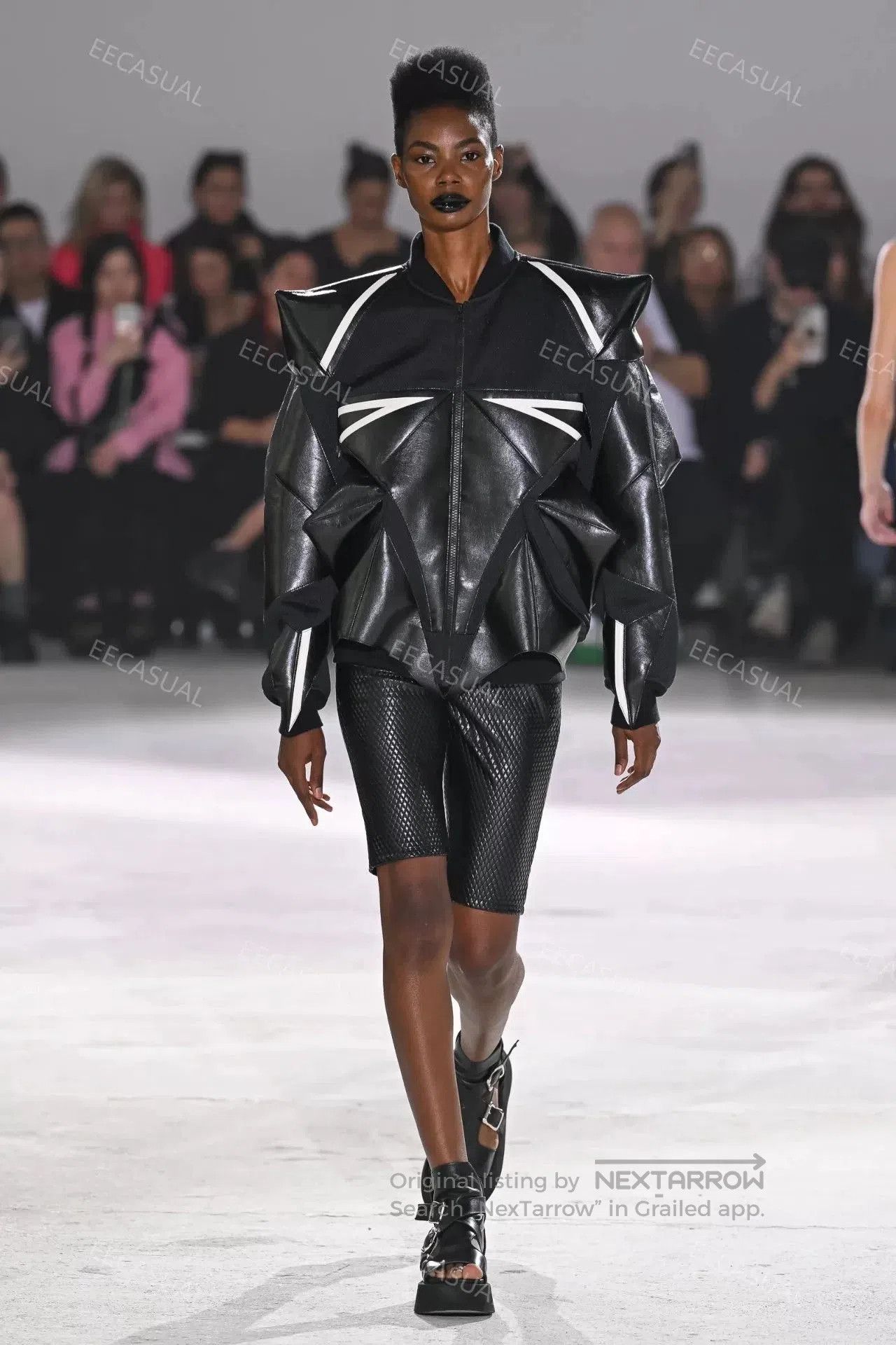 Junya Watanabe black deconstructed leather pilot jacket. Size US M / EU 48-50 / 2 - 4 Thumbnail