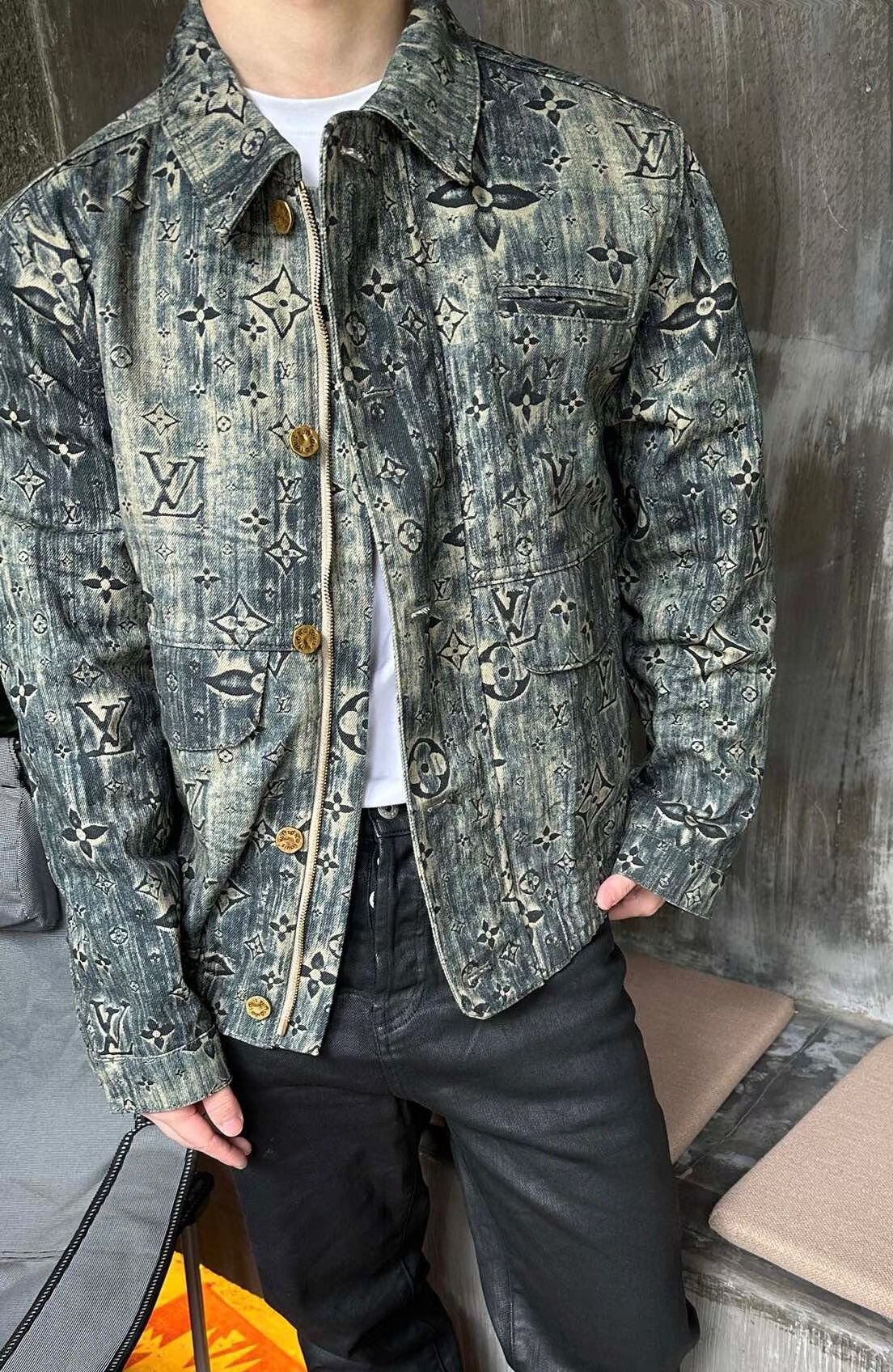 Louis Vuitton Louis Vuitton Capsule Distressed Denim Jacket Size US S / EU 44-46 / 1 - 1 Thumbnail