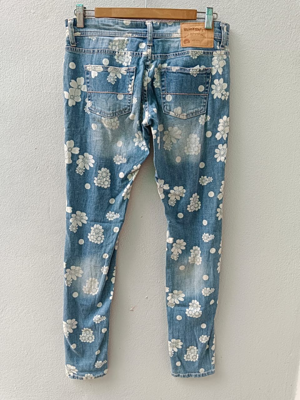 Betty Smith floral Jeans
