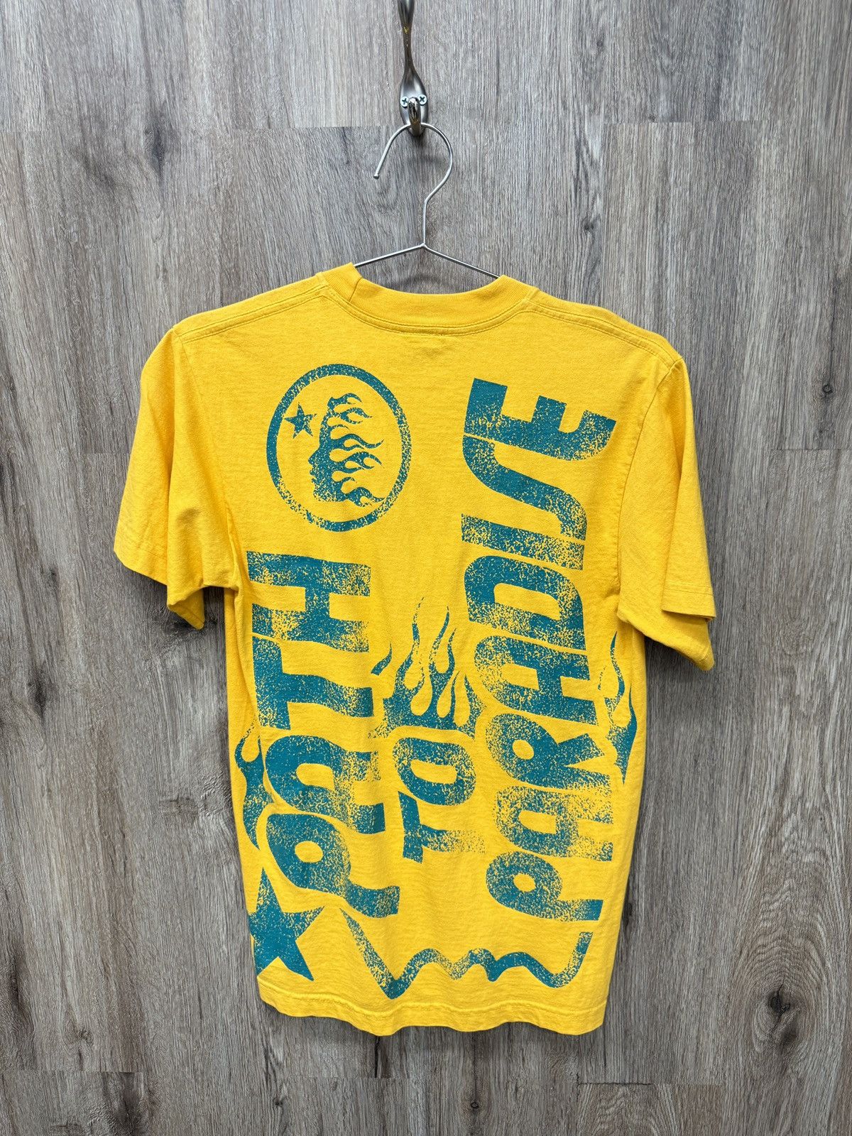 HELLSTAR HellStar Yellow Path to paradise Short Sleeve Size US XS / EU 42 / 0 - 6 Thumbnail