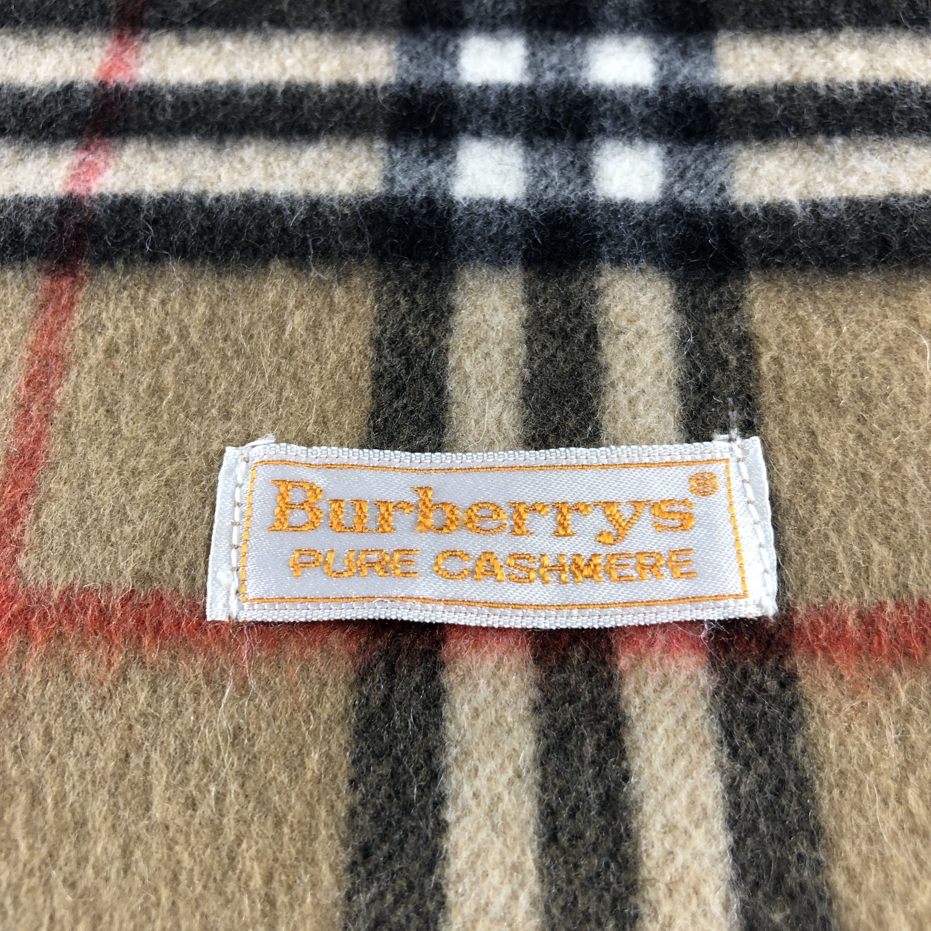 Burberry Burberry Tan Nova Check Cashmere Scarf Muffler V2849 Size ONE SIZE - 4 Thumbnail