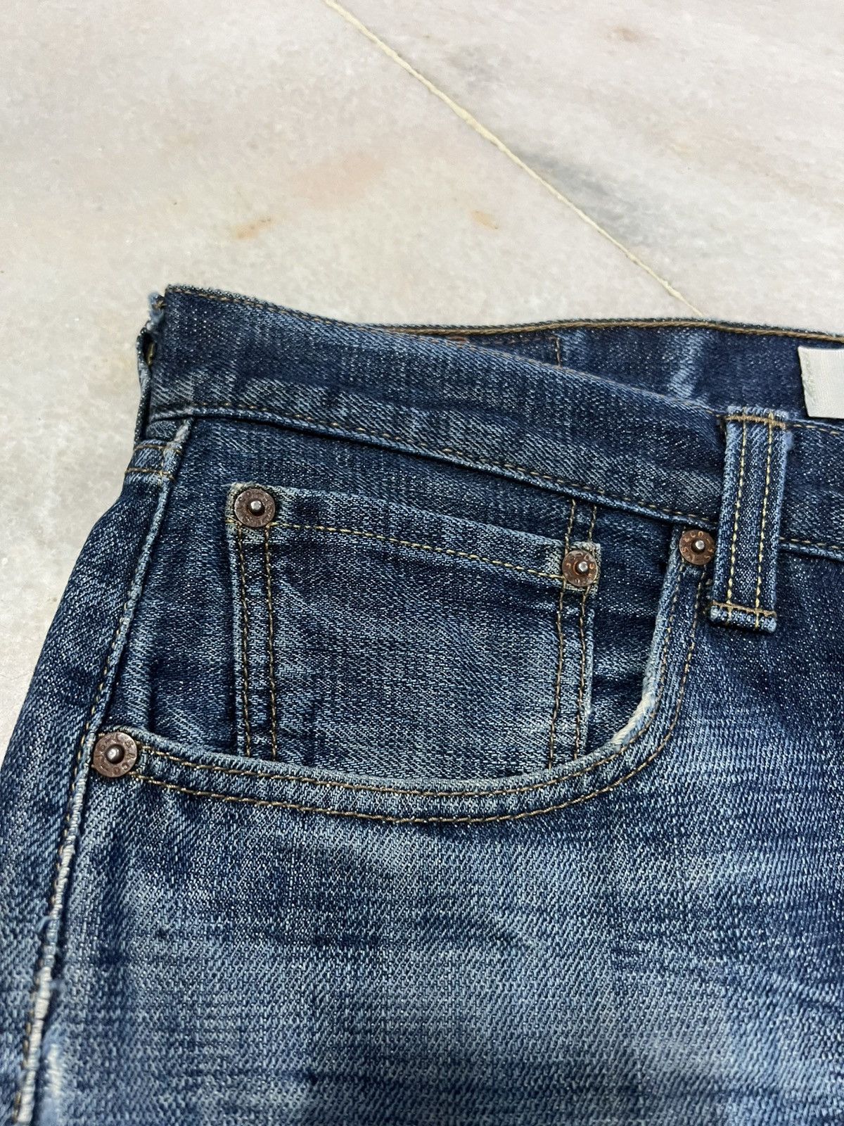 Levi's × Levi's Vintage Clothing 💥Rare 90’s style Levis 501 Kurt Corbain Distress Washed Jean Size US 31 - 8 Thumbnail