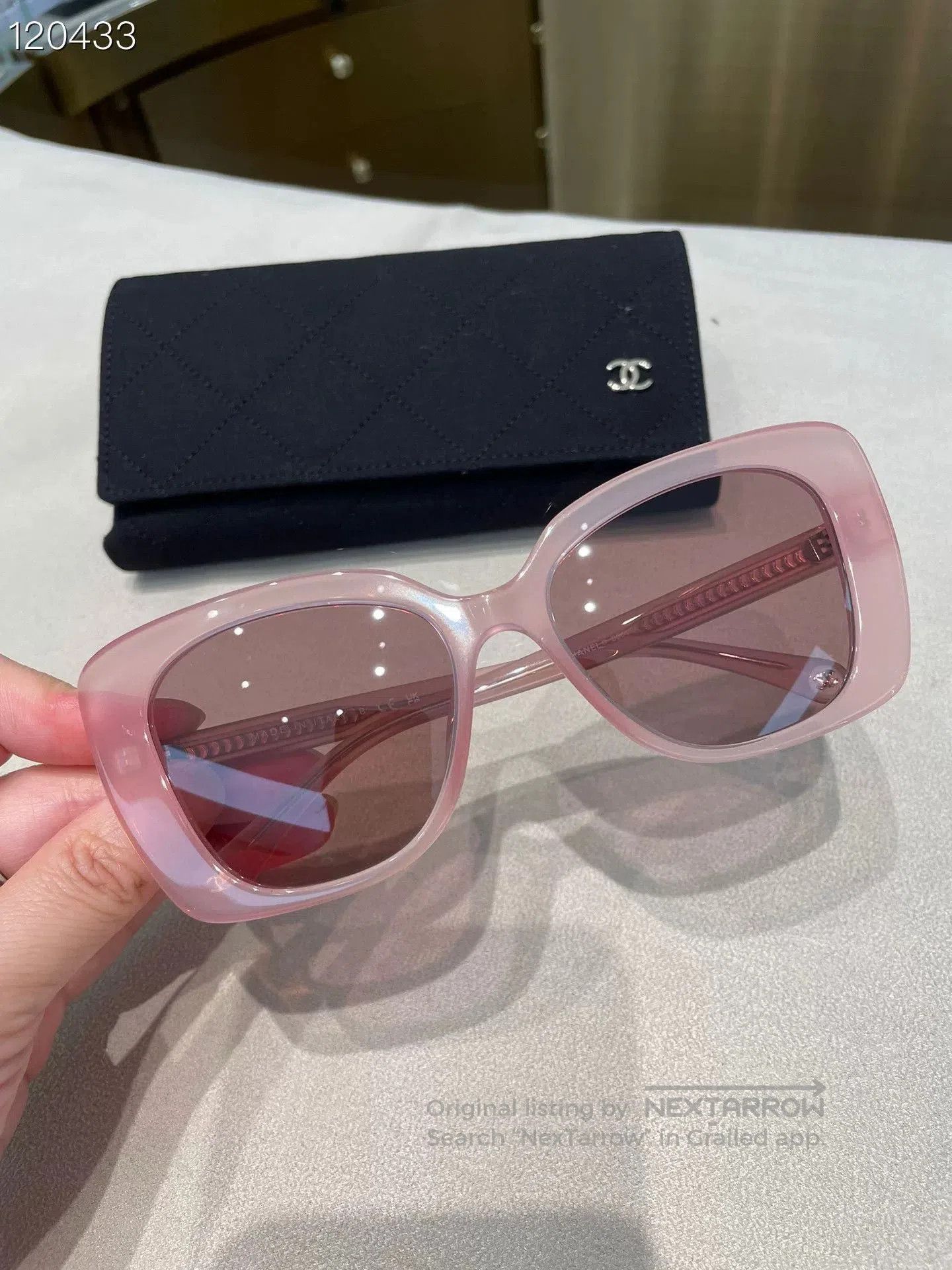 Chanel Chanel 2023 Summer Pink Jelly Sunglasses. Size ONE SIZE - 2 Thumbnail