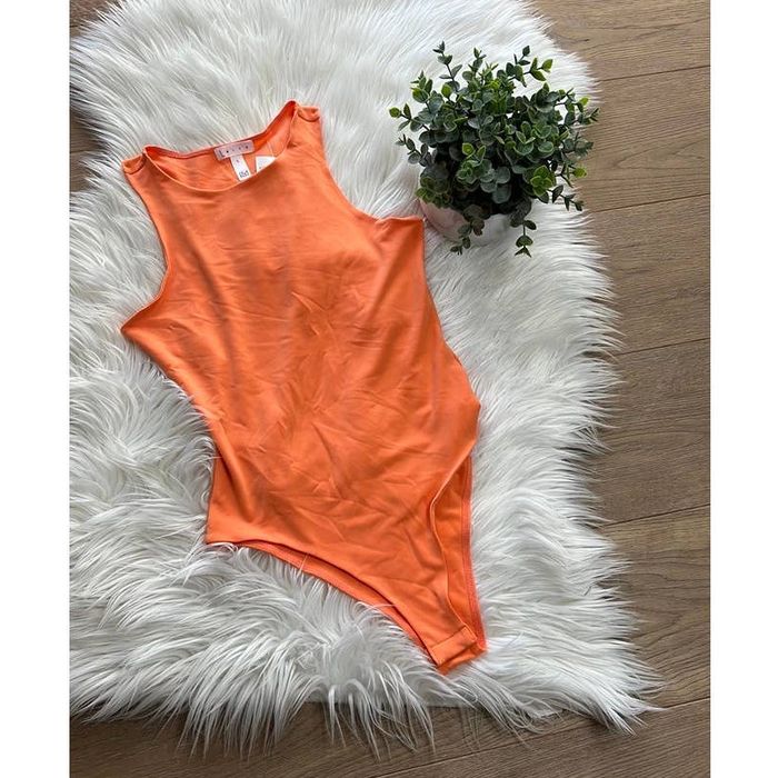 naked wardrobe, Tops, Nwot Naked Wardrobe Nordstrom Ribbed Orange Bodysuit  Xs