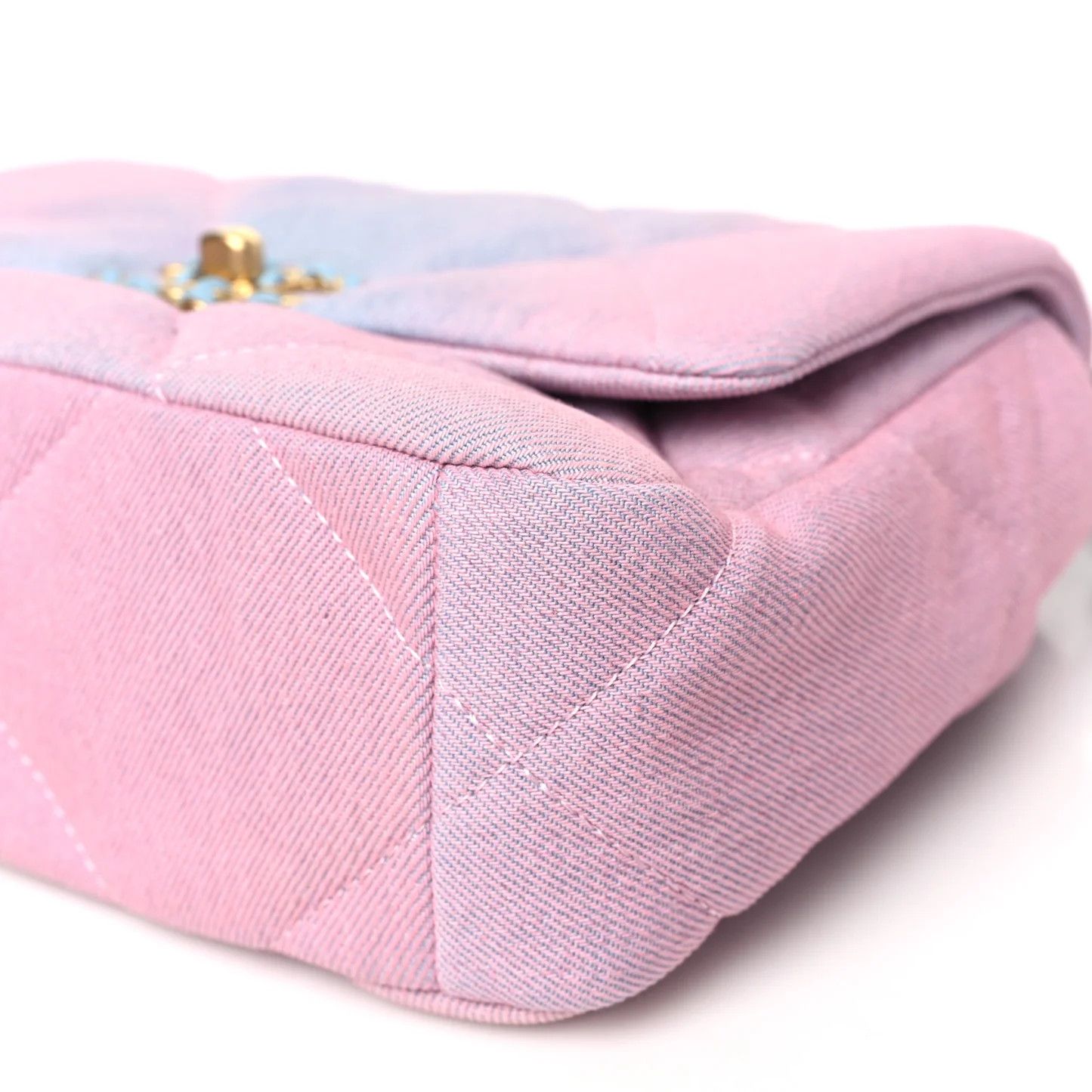 Chanel os11x0126 Size: OS / Denim Quilted Medium Flap Bag Blue/Pink Size ONE SIZE - 7 Thumbnail