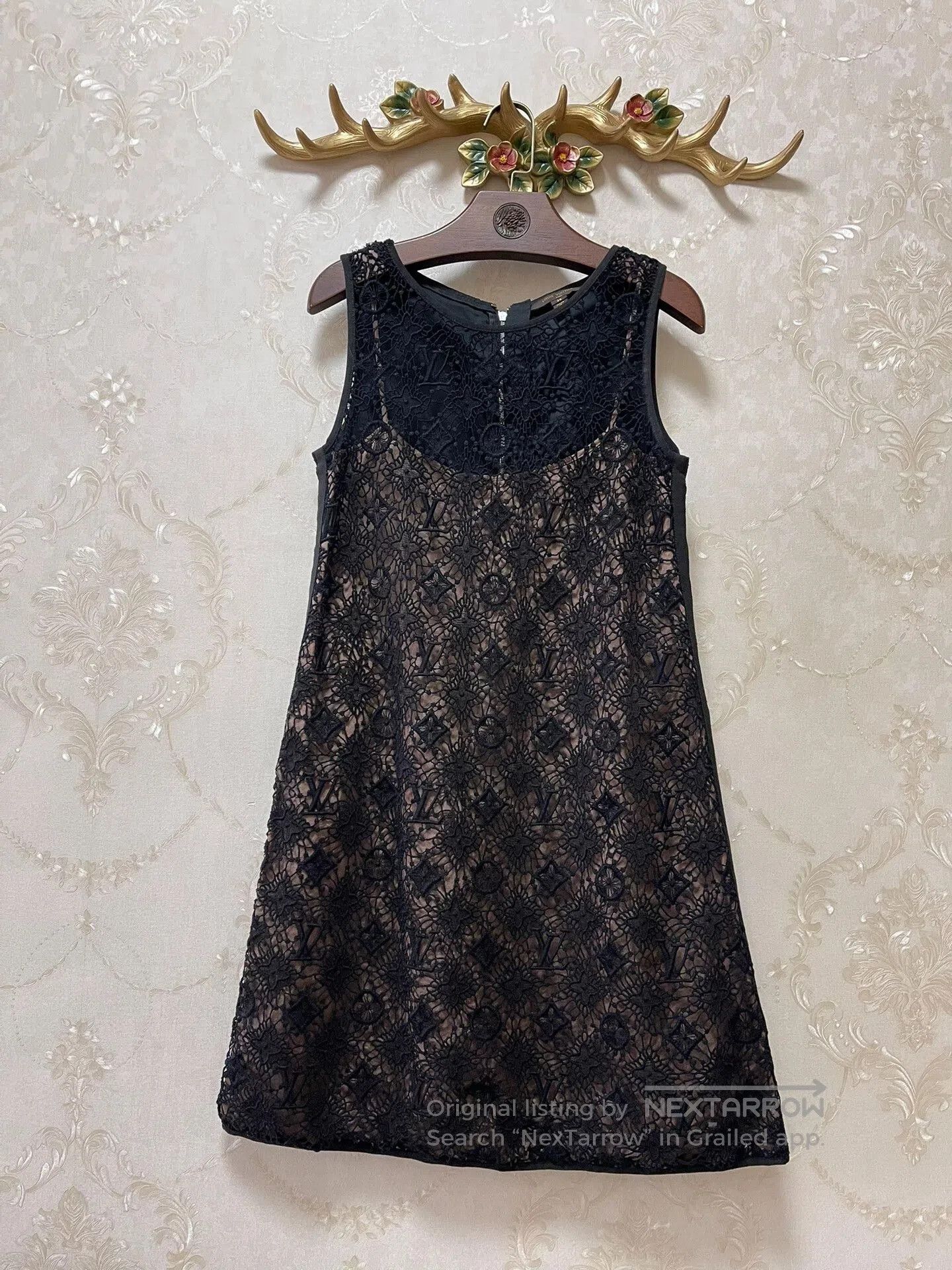Louis Vuitton LV Sleeveless Embroidered Logo Dress. Size M / US 6-8 / IT 42-44 - 1 Thumbnail
