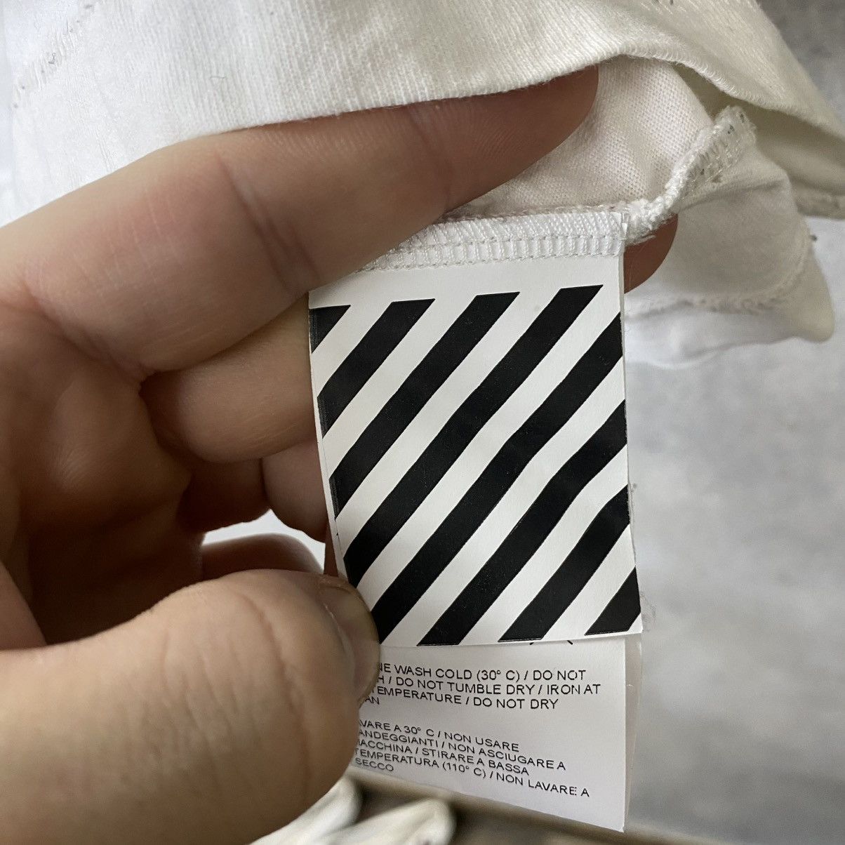 Off-White Off White T-shirt Big Logo Size US XS / EU 42 / 0 - 9 Thumbnail