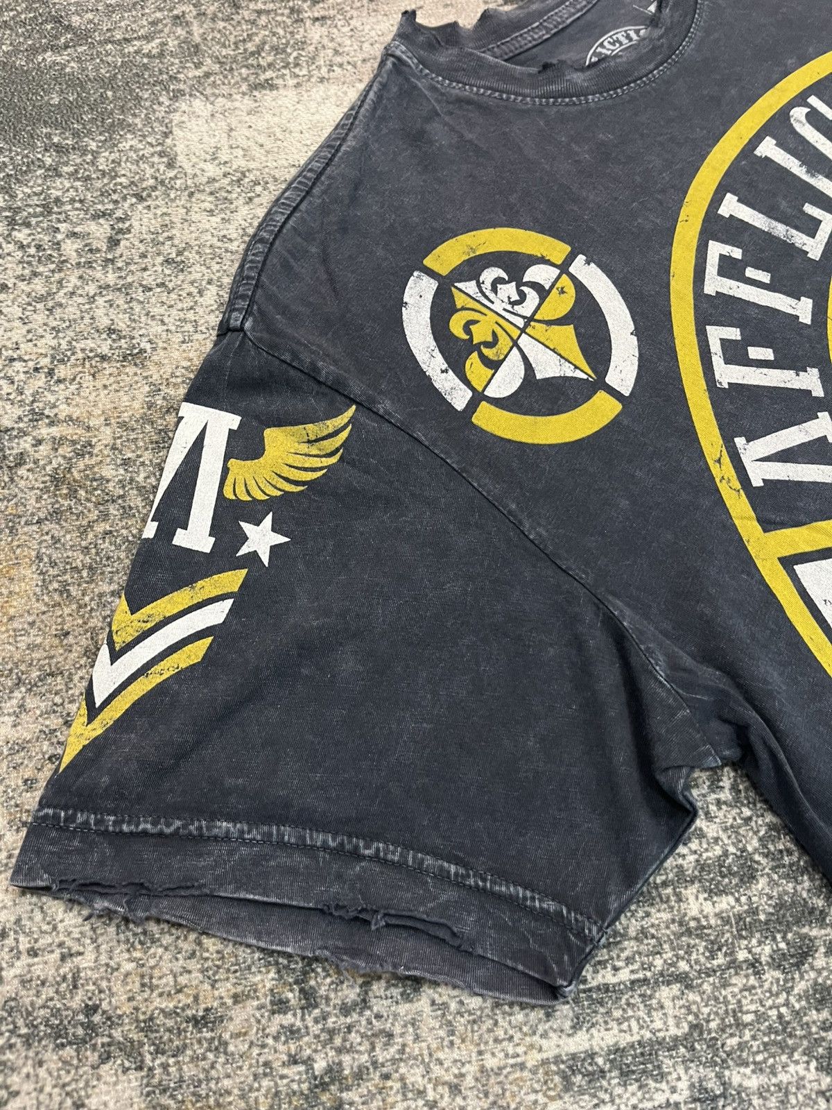 Affliction Vintage Shirt Affliction Phil Davis UFC On Fox 4 Walkout Size US L / EU 52-54 / 3 - 4 Thumbnail