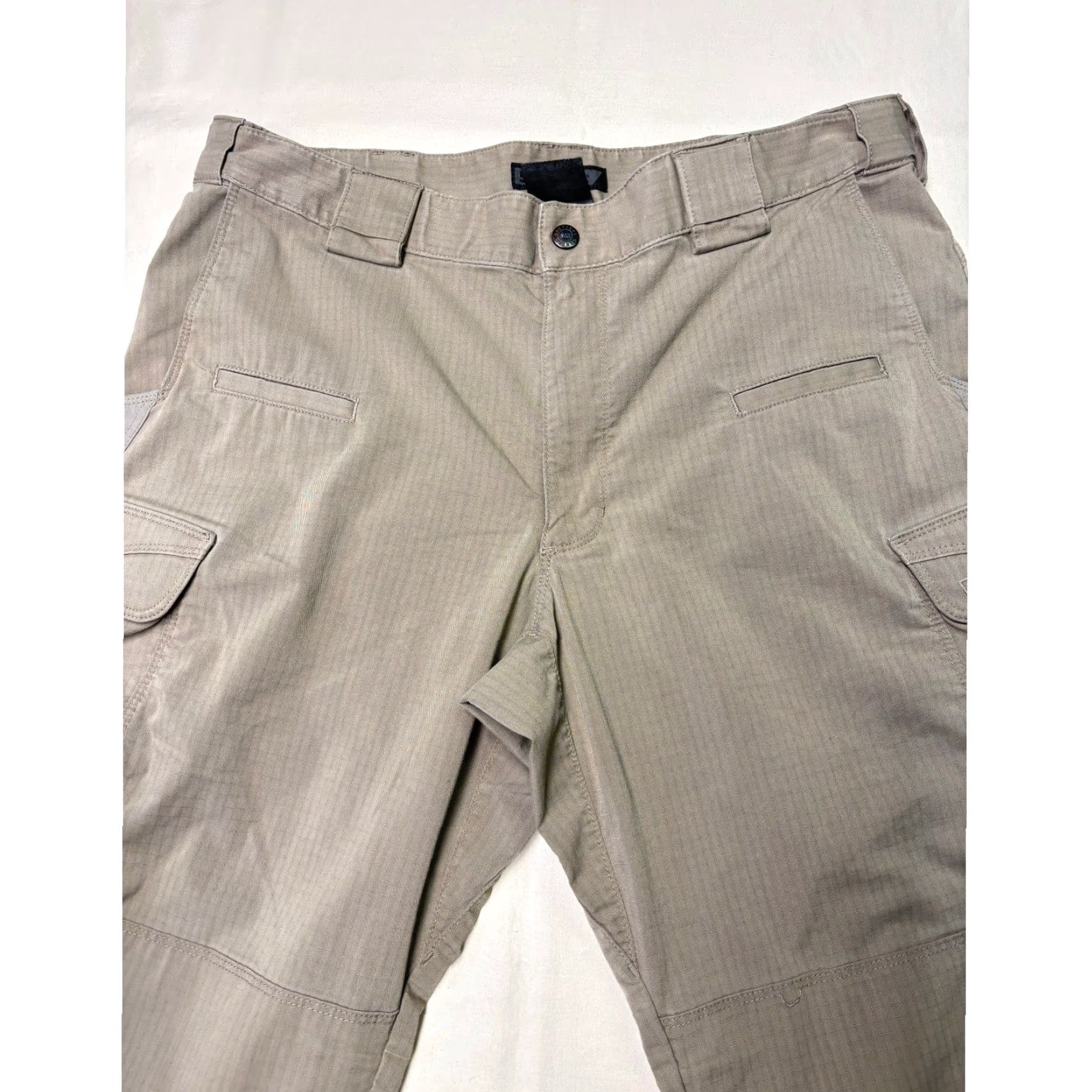 Vintage VINTAGE: No 5.11 Tactical MEN'S CARGO PANT Cargo Pants Beige 36x32 Regular Pockets Adjustable Waist Zipper Button Logo Canvas Workwear Outdoor Size US 36 / EU 52 - 3 Thumbnail