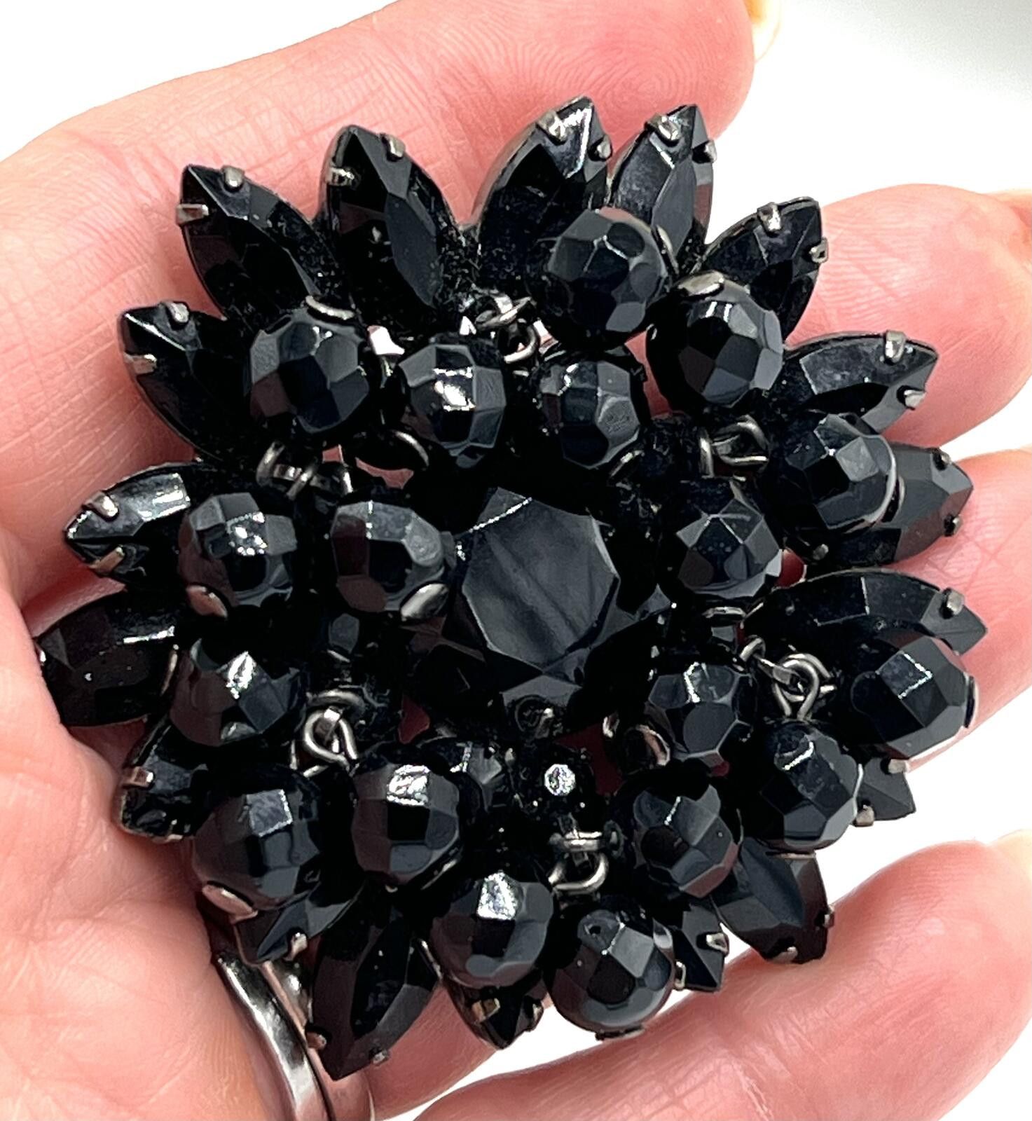 Alexander Julian Juliana Black Rhinestone Large Cha-Cha Cluster Brooch / Pin Size ONE SIZE - 3 Thumbnail