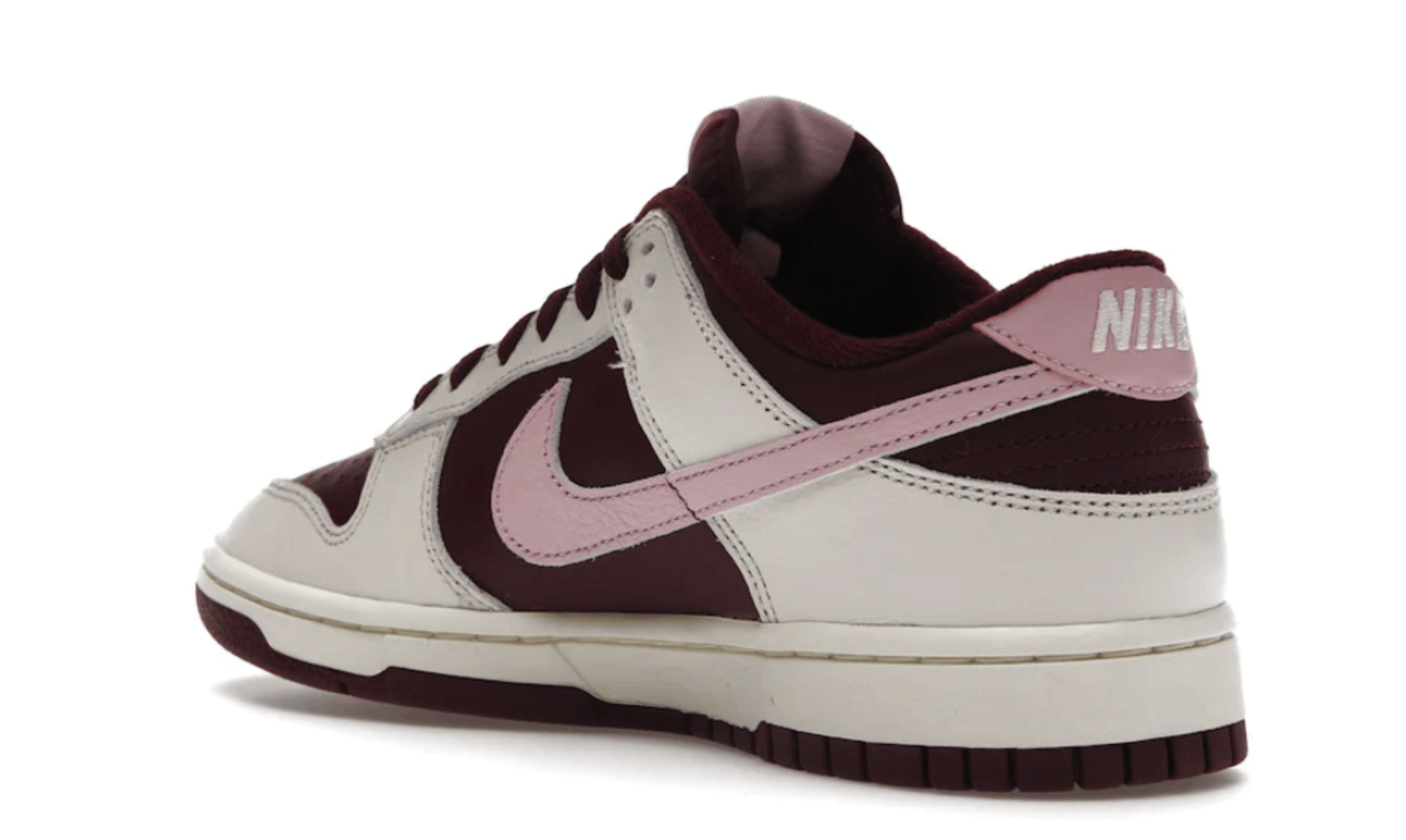 Nike Nike Dunk Low Premium Retro PRM - Valentine's Day Size US 11 / EU 44 - 11 Thumbnail