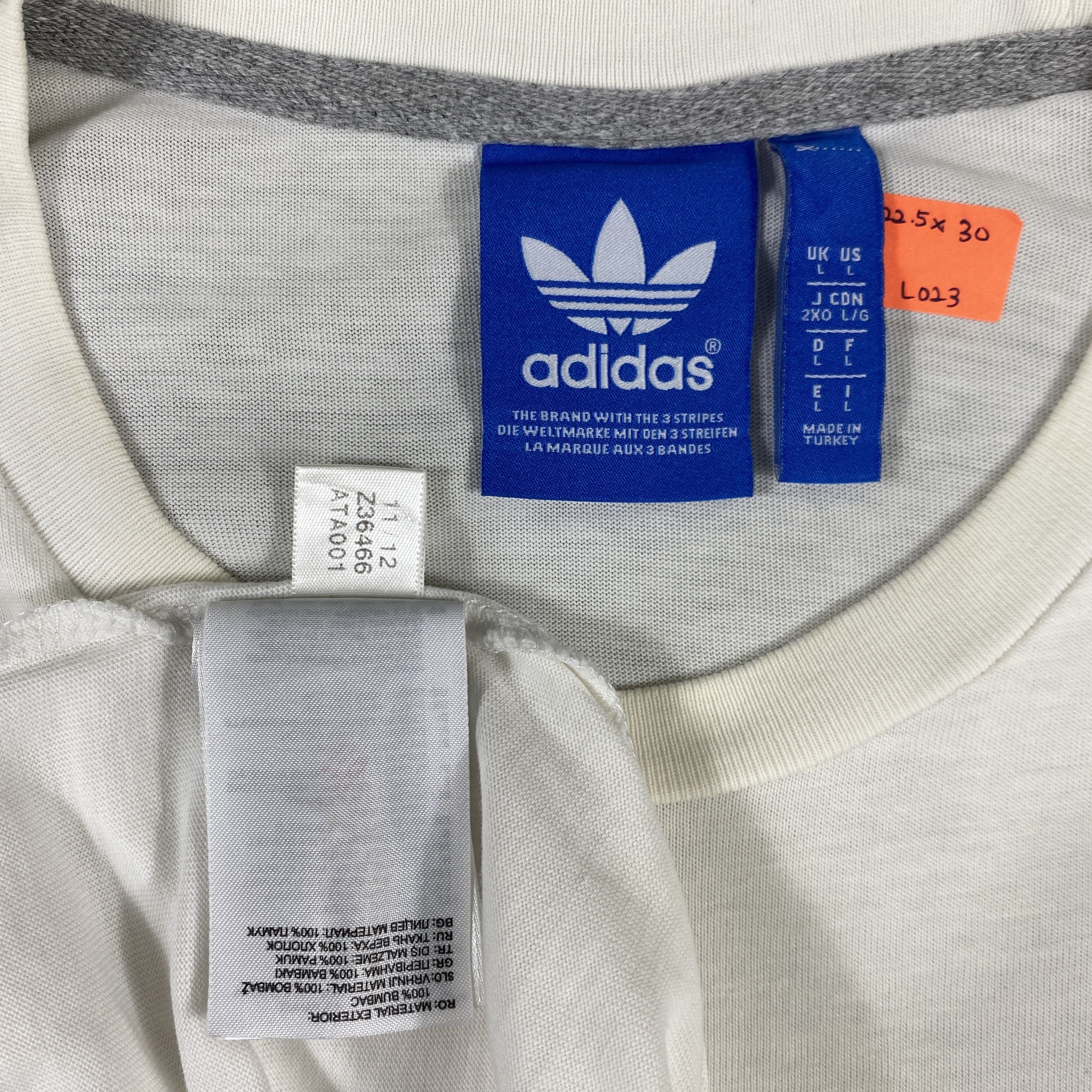 Adidas Adidas Old School Trefoil Graffiti T-Shirt - L023 Size US L / EU 52-54 / 3 - 7 Thumbnail