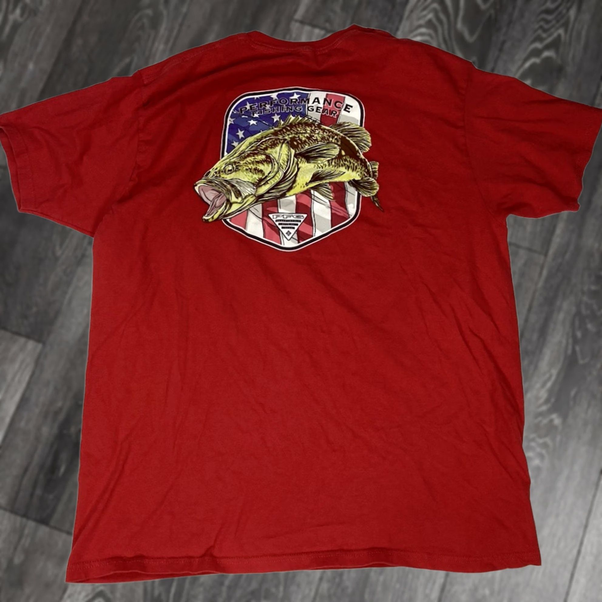 Vintage Columbia PFG Performance Fishing Gear Fish Graphic T-shirt Men XL Red Size US M / EU 48-50 / 2 - 1 Thumbnail